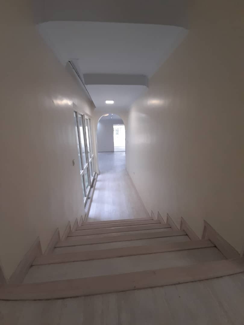 آپارتمان 220 پتر ،4 خواب،اجاره،گل سنگ