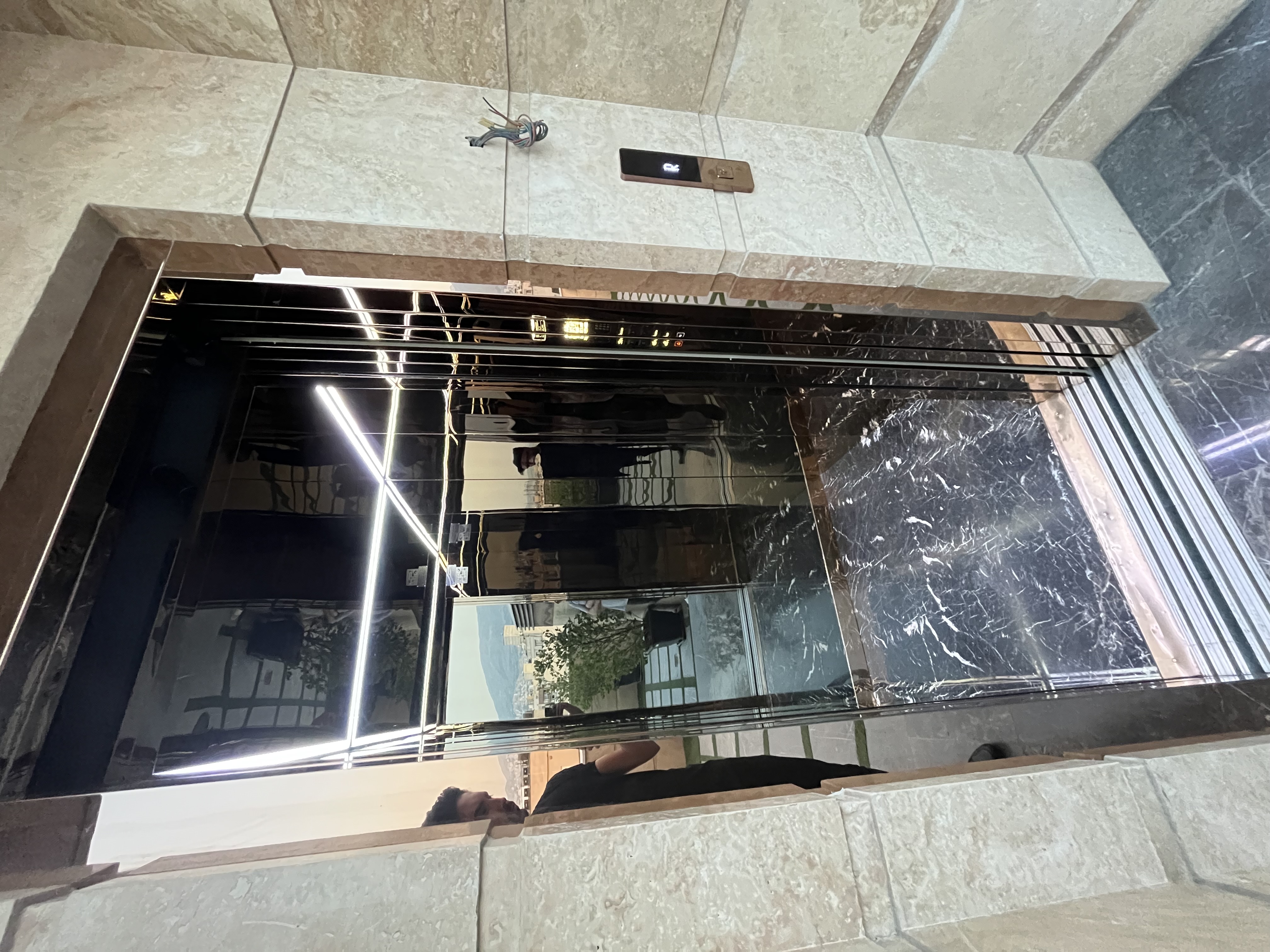فروش آپارتمان 155 متر جهانتاب تاپ لوکیشن ویو ابدی