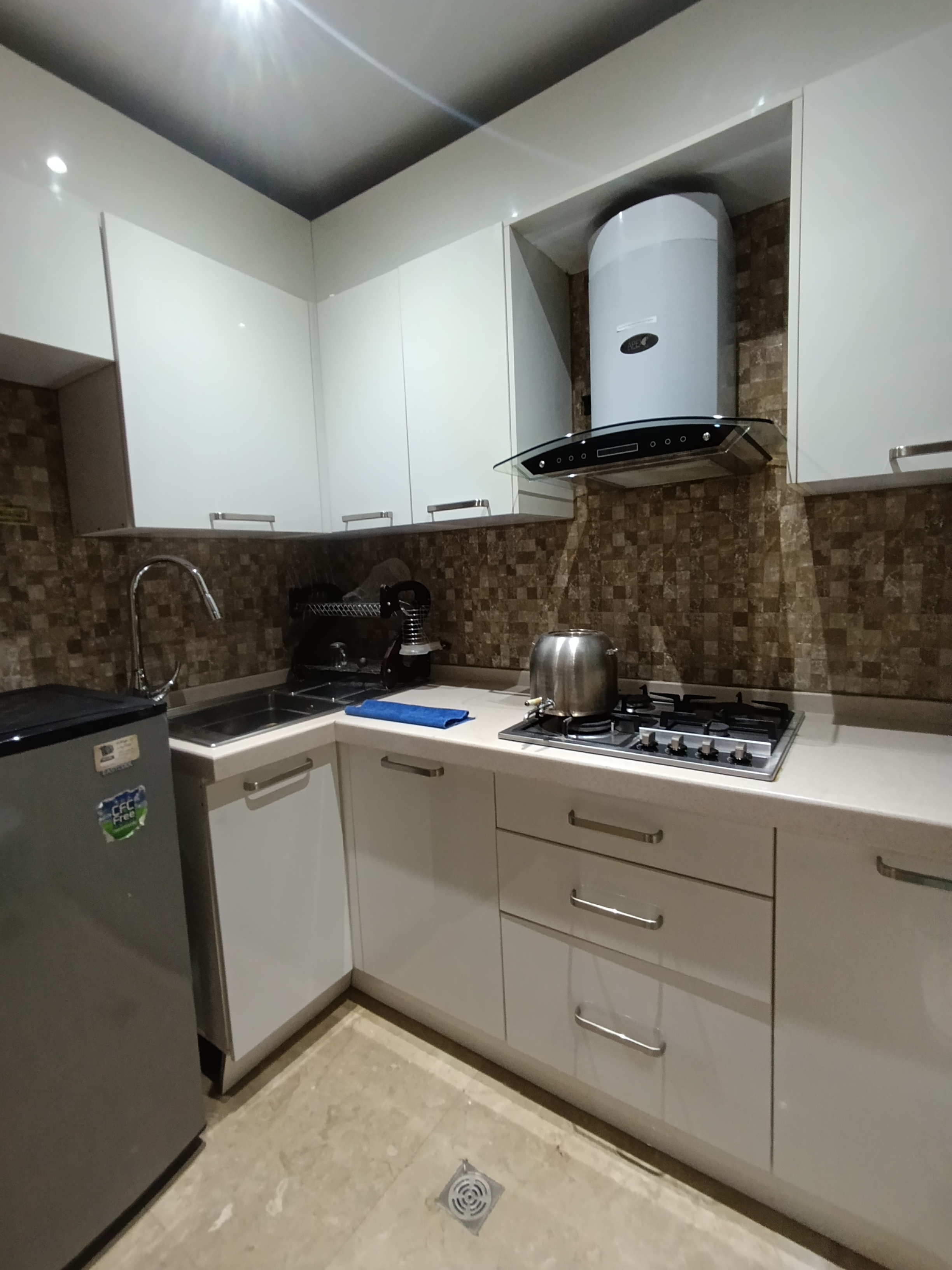 اجاره اداری 130متر آجودانیه