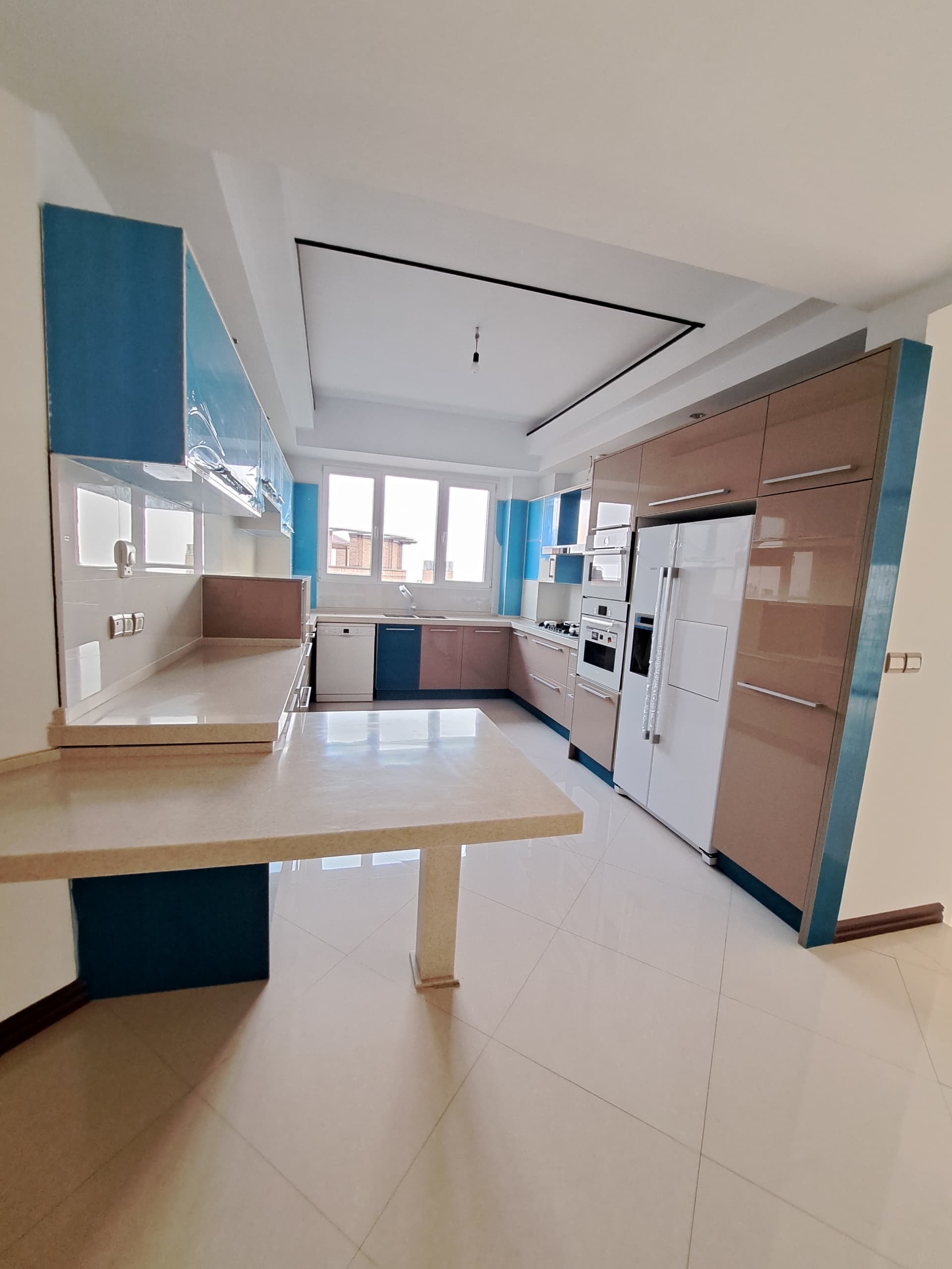 اجاره آپارتمان 200متر‌  دربند