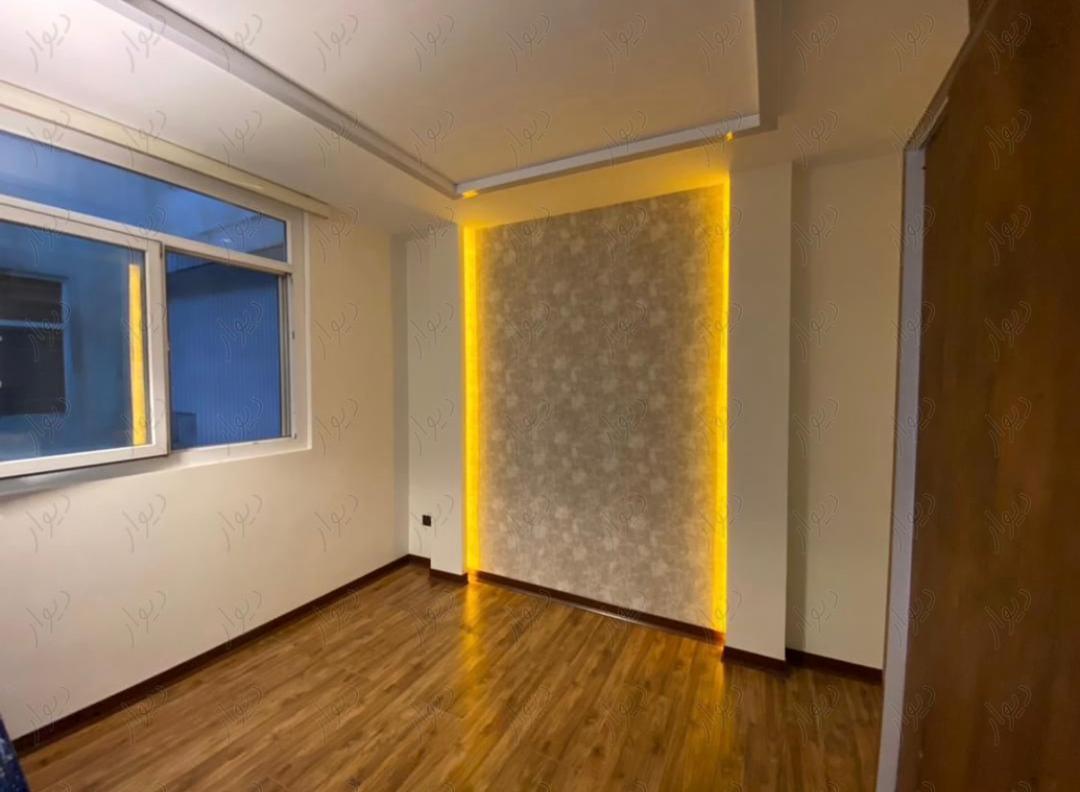 فروش آپارتمان 70 متر آجودانیه