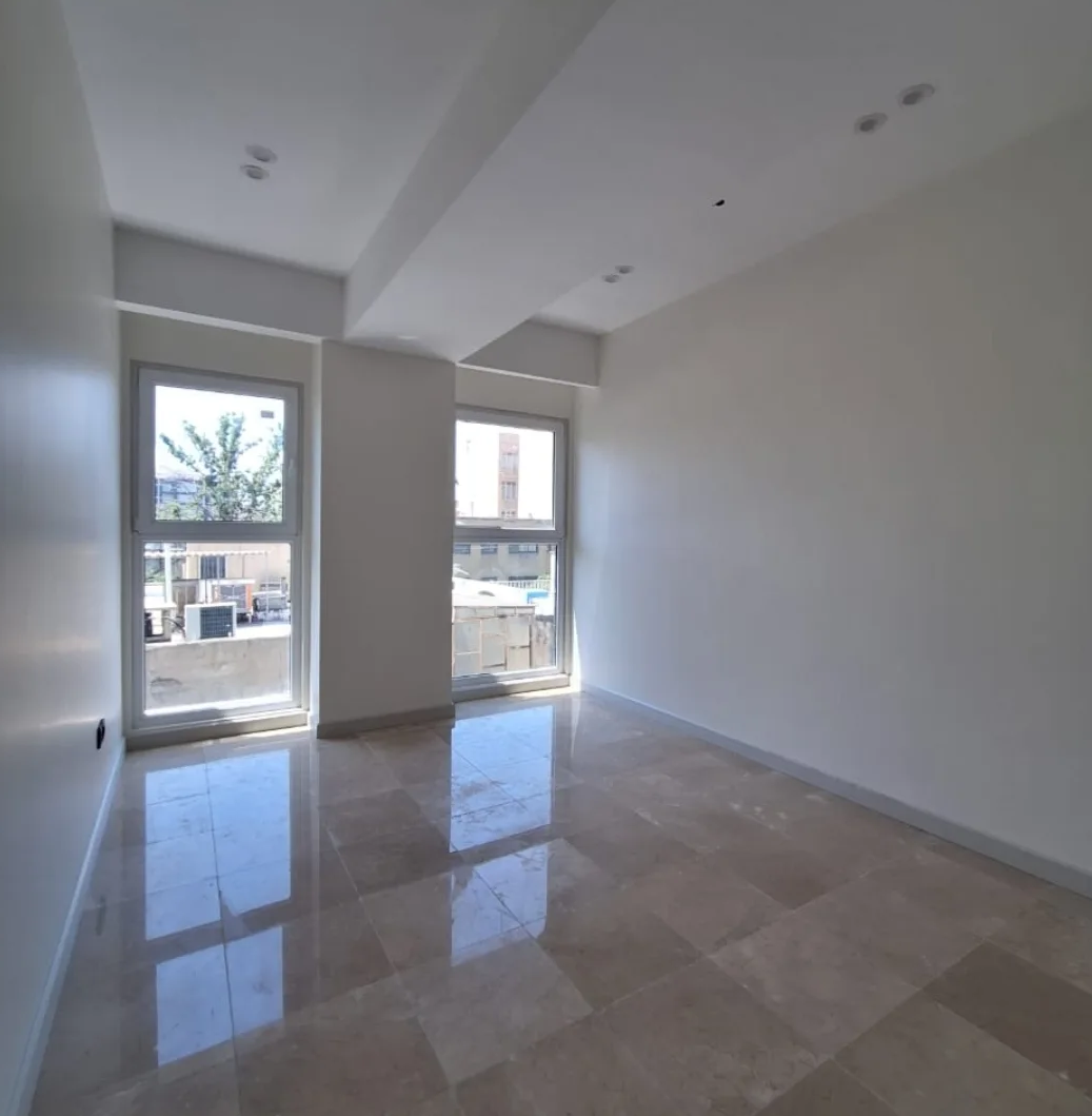 120 متر / فول مشاعات / درب دوم