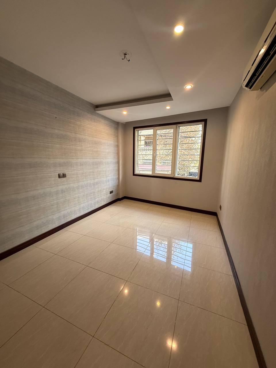 اجاره آپارتمان 150 متر نیــاوران