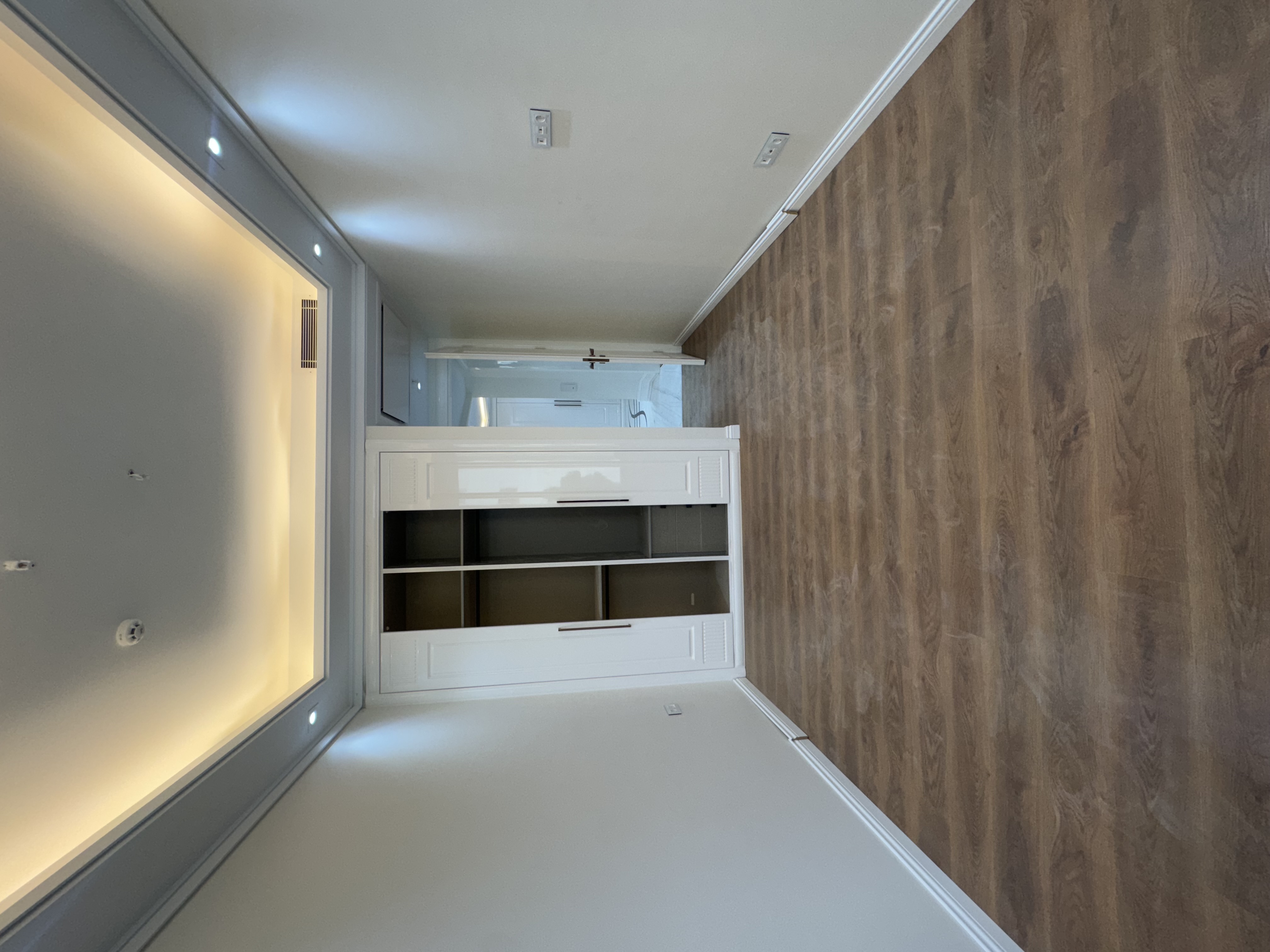 فروش آپارتمان 130متر نیاوران فول مشاعات