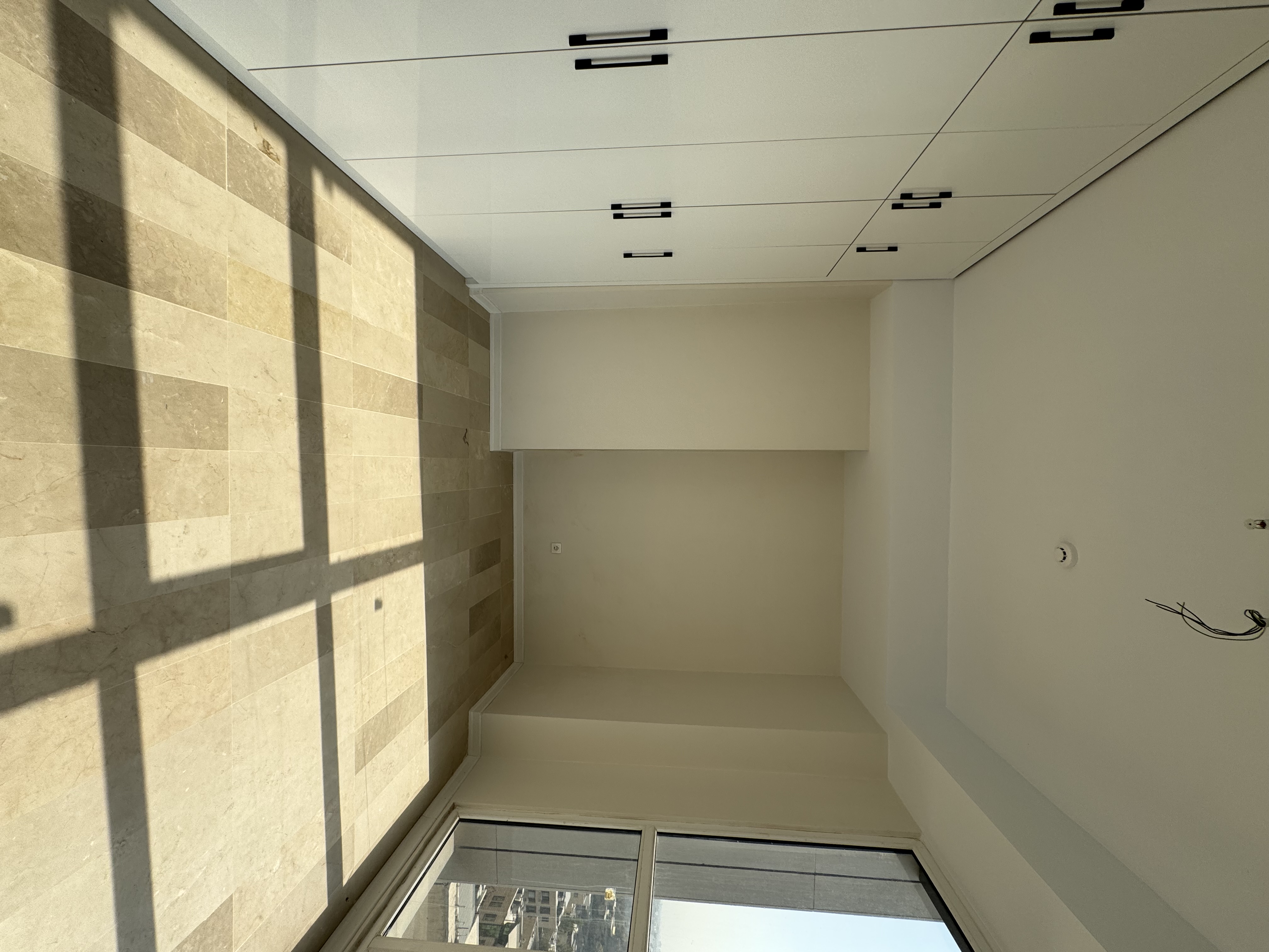 فروش آپارتمان 200متر آجودانیه 3 خواب