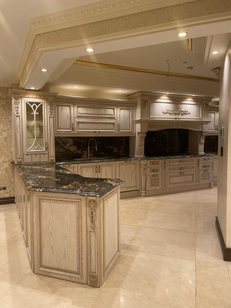 فروش آپارتمان  265متر فرمانیه 4 خواب تک واحدی نور جنوب