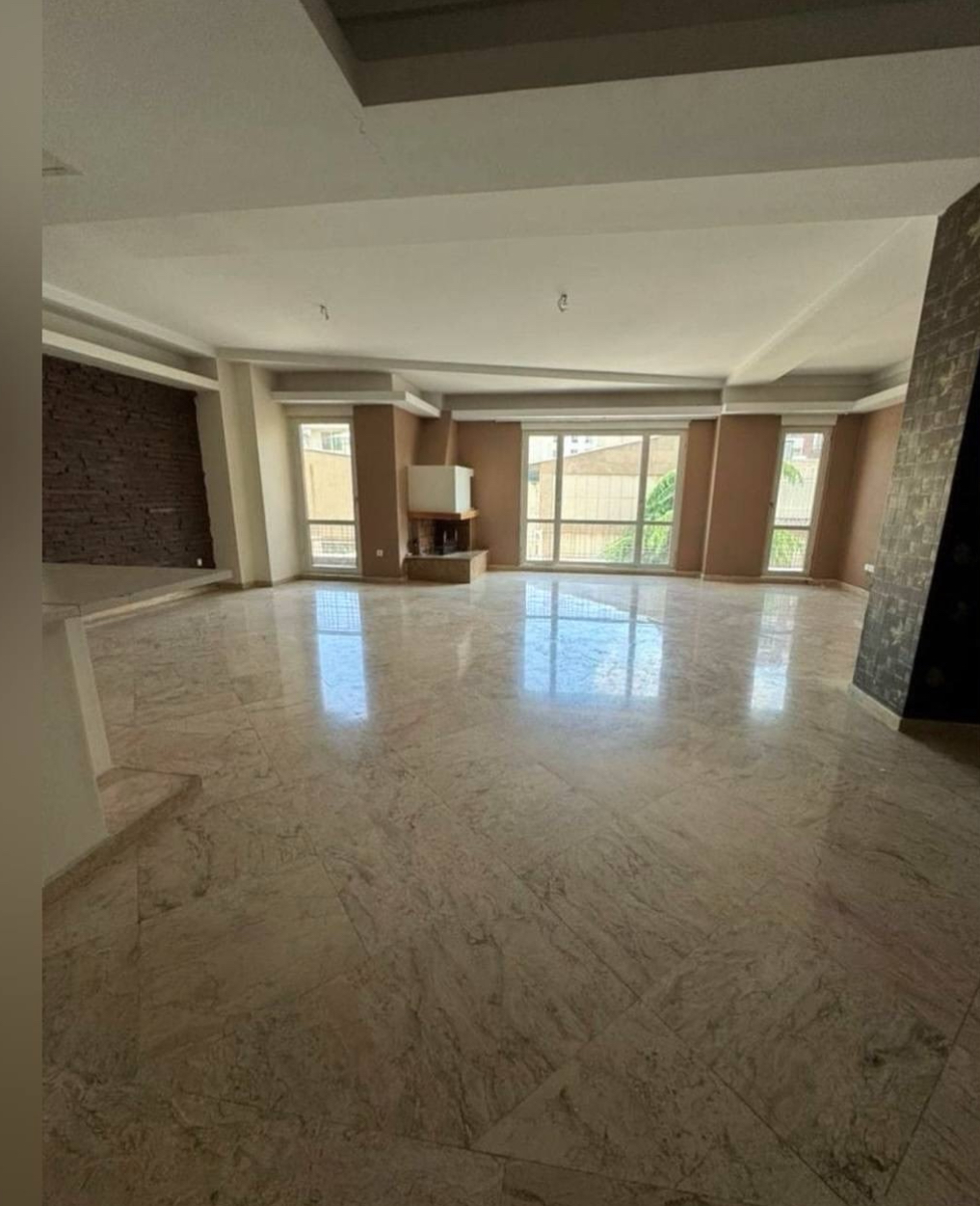 فروش 163 متر آپارتمان قلب دیباجی تاپ لوکیش تک واحدی