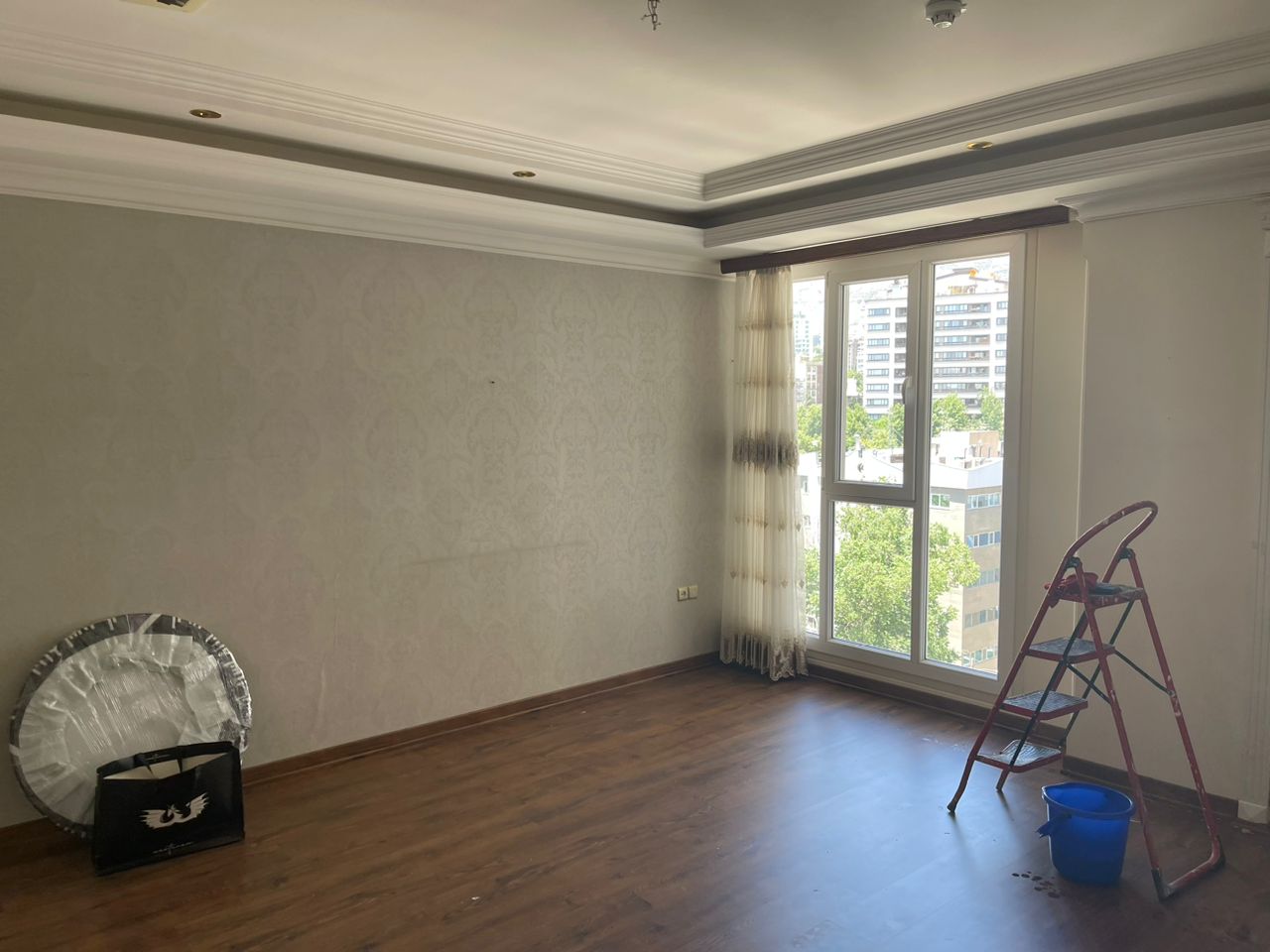اپارتمان 180متری سه خواب فول