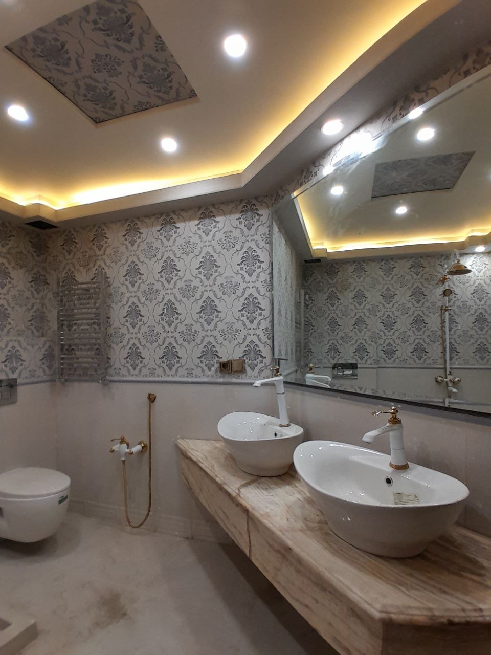 اجاره آپارتمان 260 متر جهانتاب دارای مشاعات ابی فعال