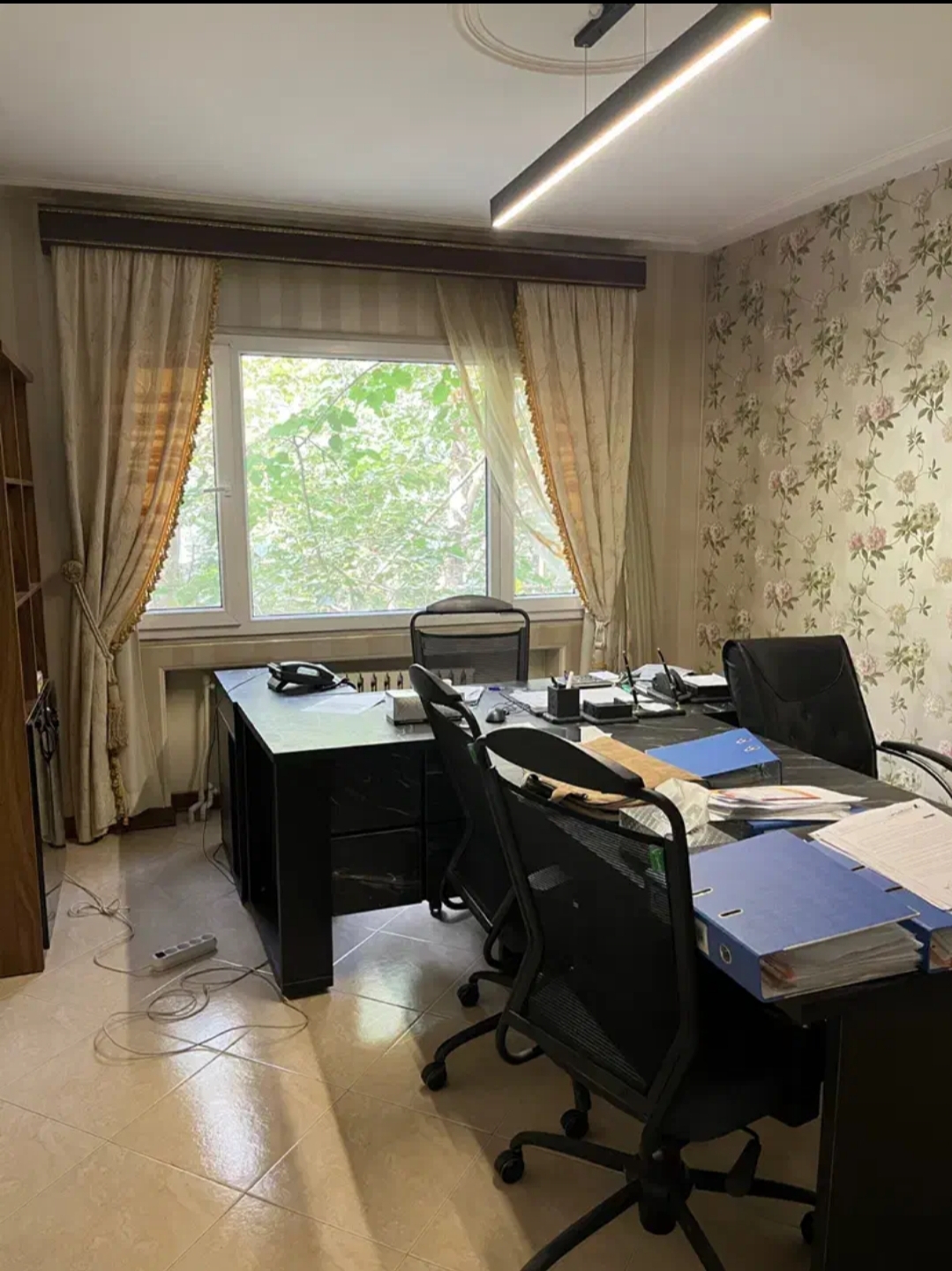 اجاره آپارتمان 330متر تکواحد قلب گلسنگ مناسب کار و سکونت