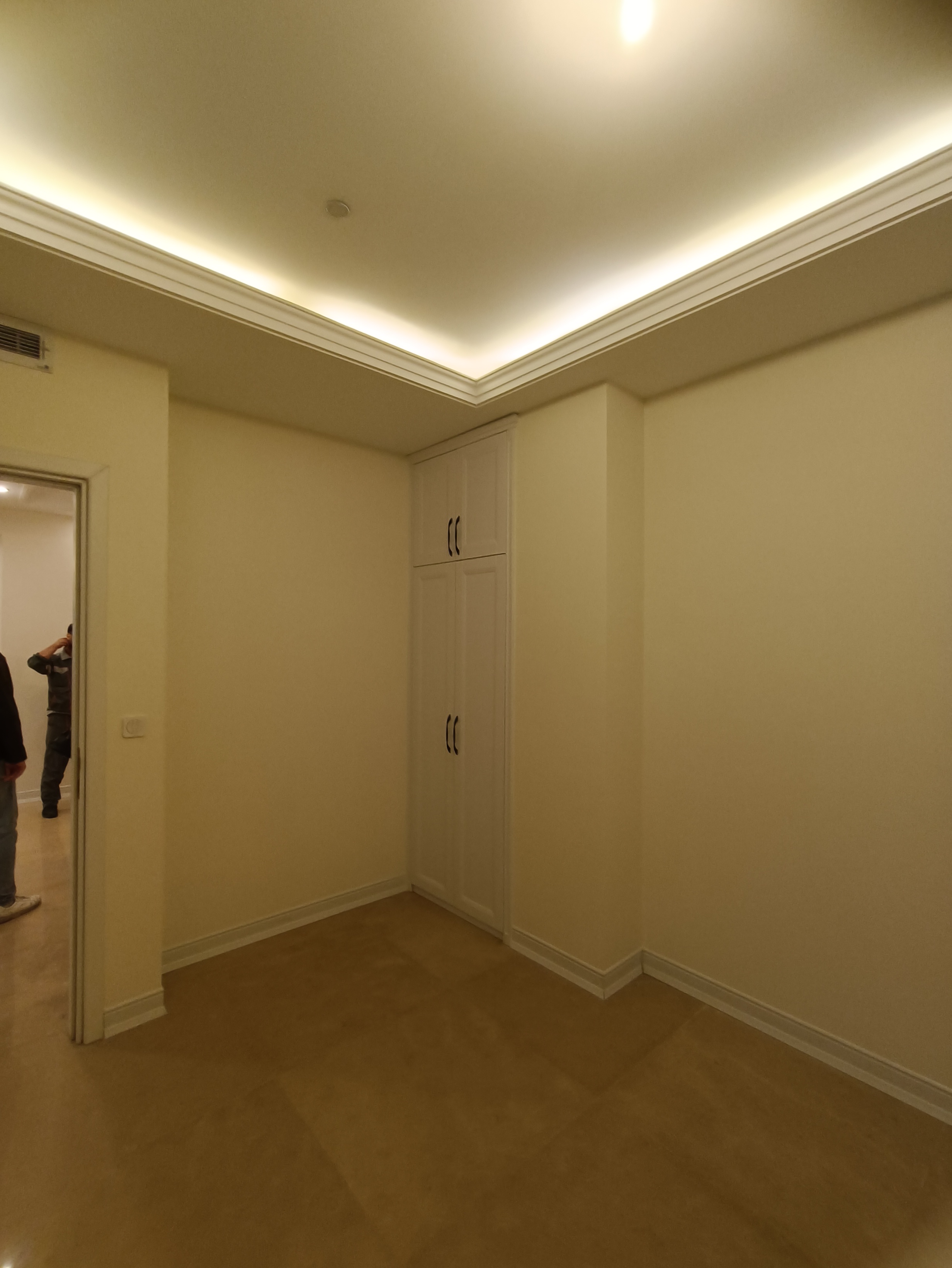 اجاره اپارتمان 120مترنیاوران 2خوابه