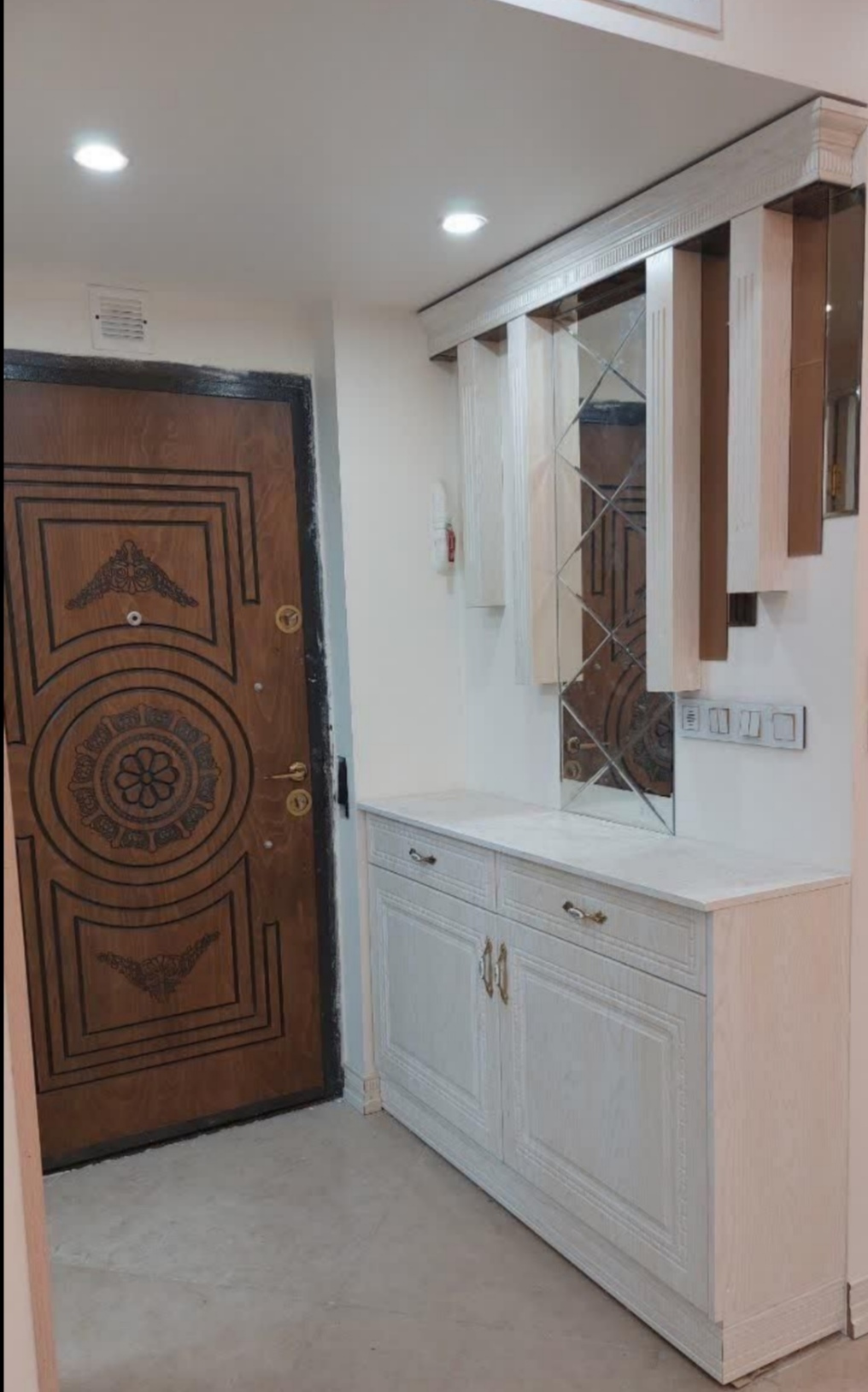 فروش آپارتمان 153 متری 2 پارکینگ 2 خواب مستر