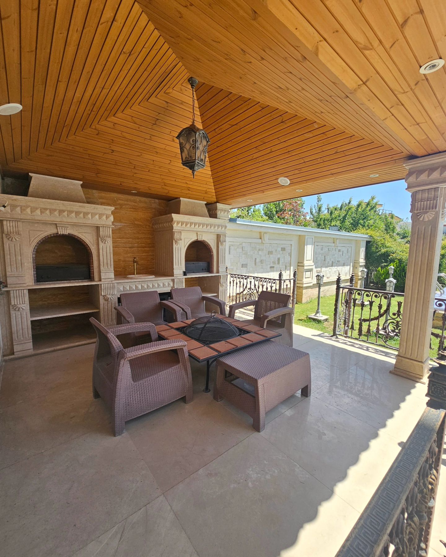 فروش آپارتمان 130 متر فرمانیه سنبل