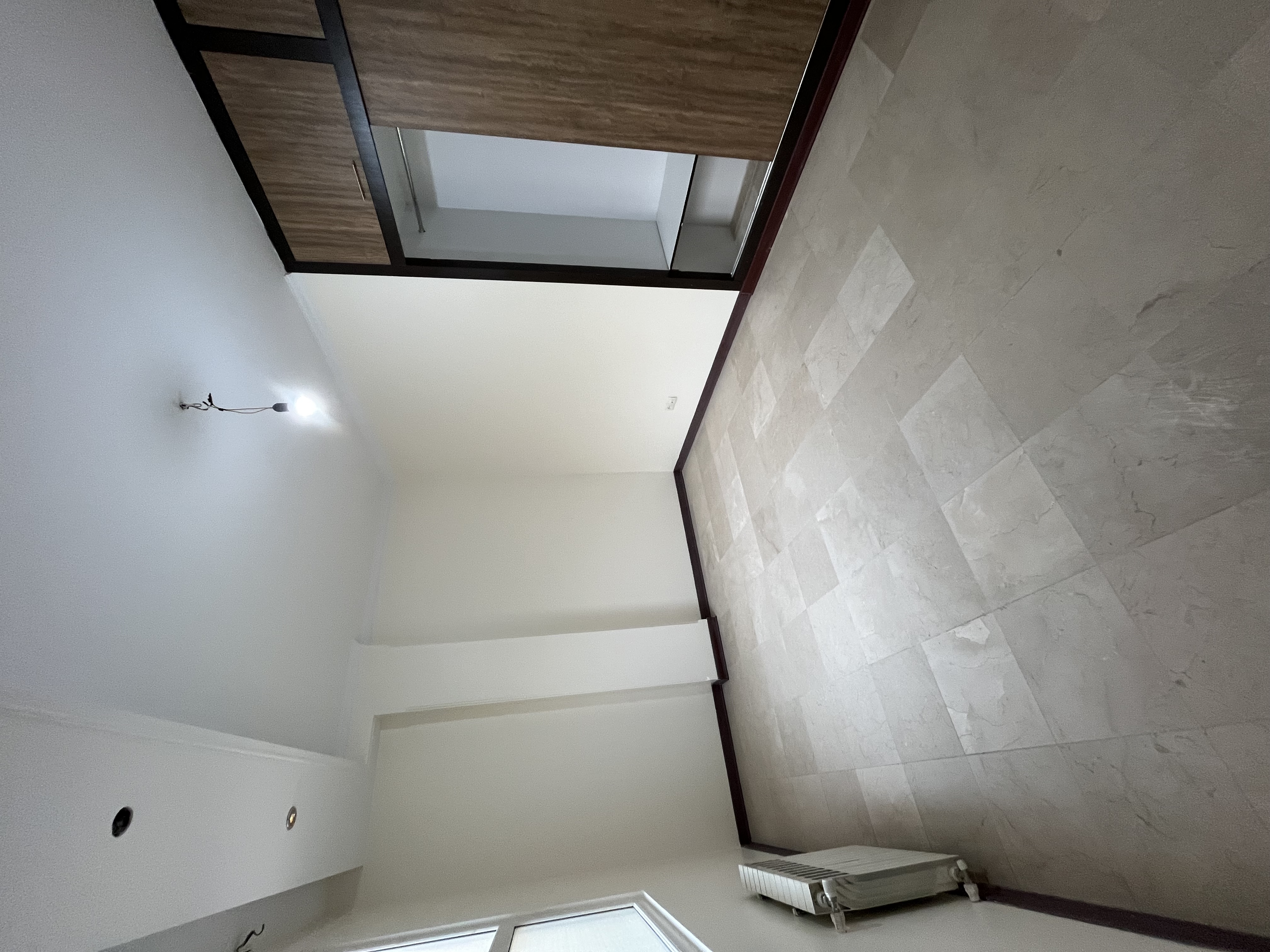 فروش آپارتمان 115 متر دیباجی به آفتاب 2پارکینگ سندی