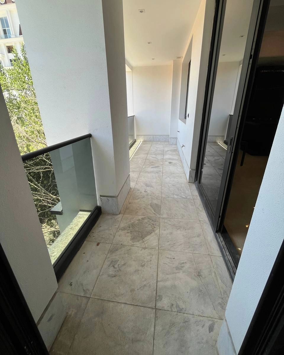 اجاره آپارتمان 220متر مدرن در تاپ لوکیشن نیاوران ویو بدون مشرف
