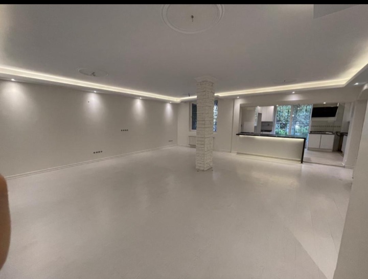 آپارتمان 160 متر سه خواب فول مشاعات اختیاریه