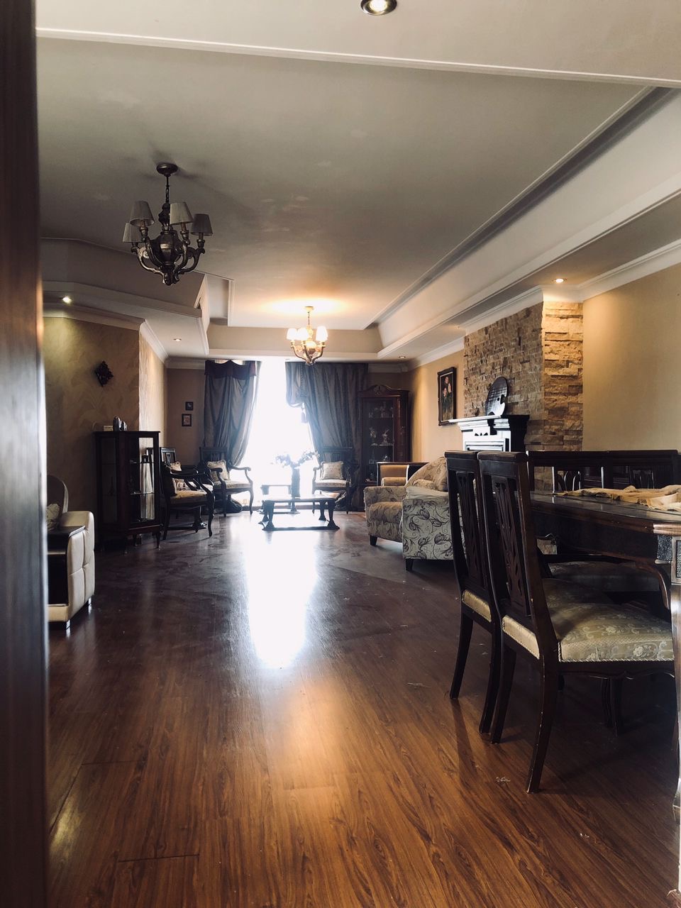 فروش آپارتمان 124 متر پاسداران غرق در نور