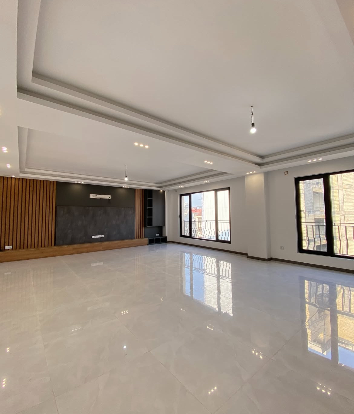 150 متر دیباجی غرق نور فول امکانات بدون مشابه