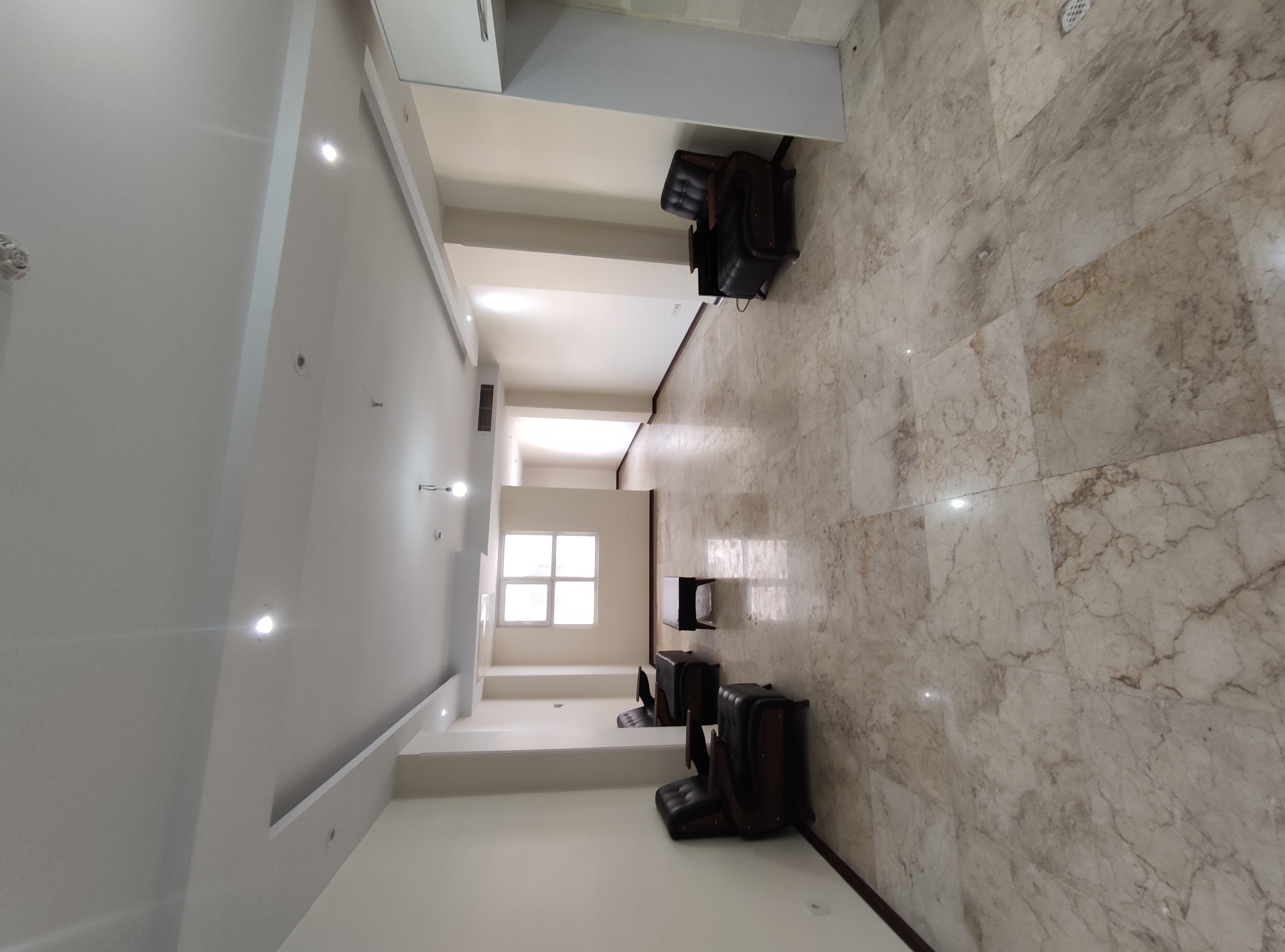 فروش آپارتمان 104 متر  عطاری مقدم کلید نخورده