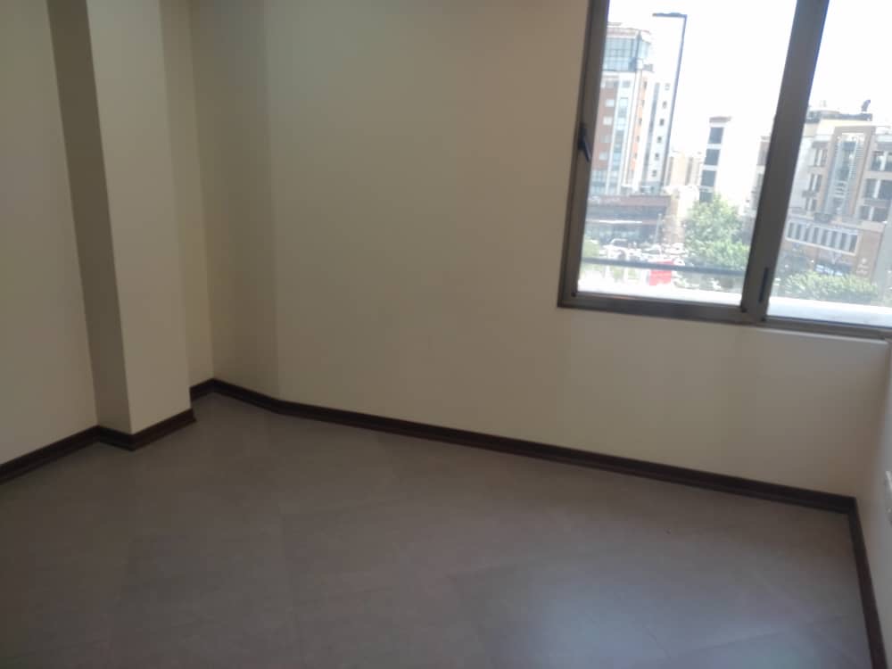 اجاره اداری 95 متر  اندرزگو