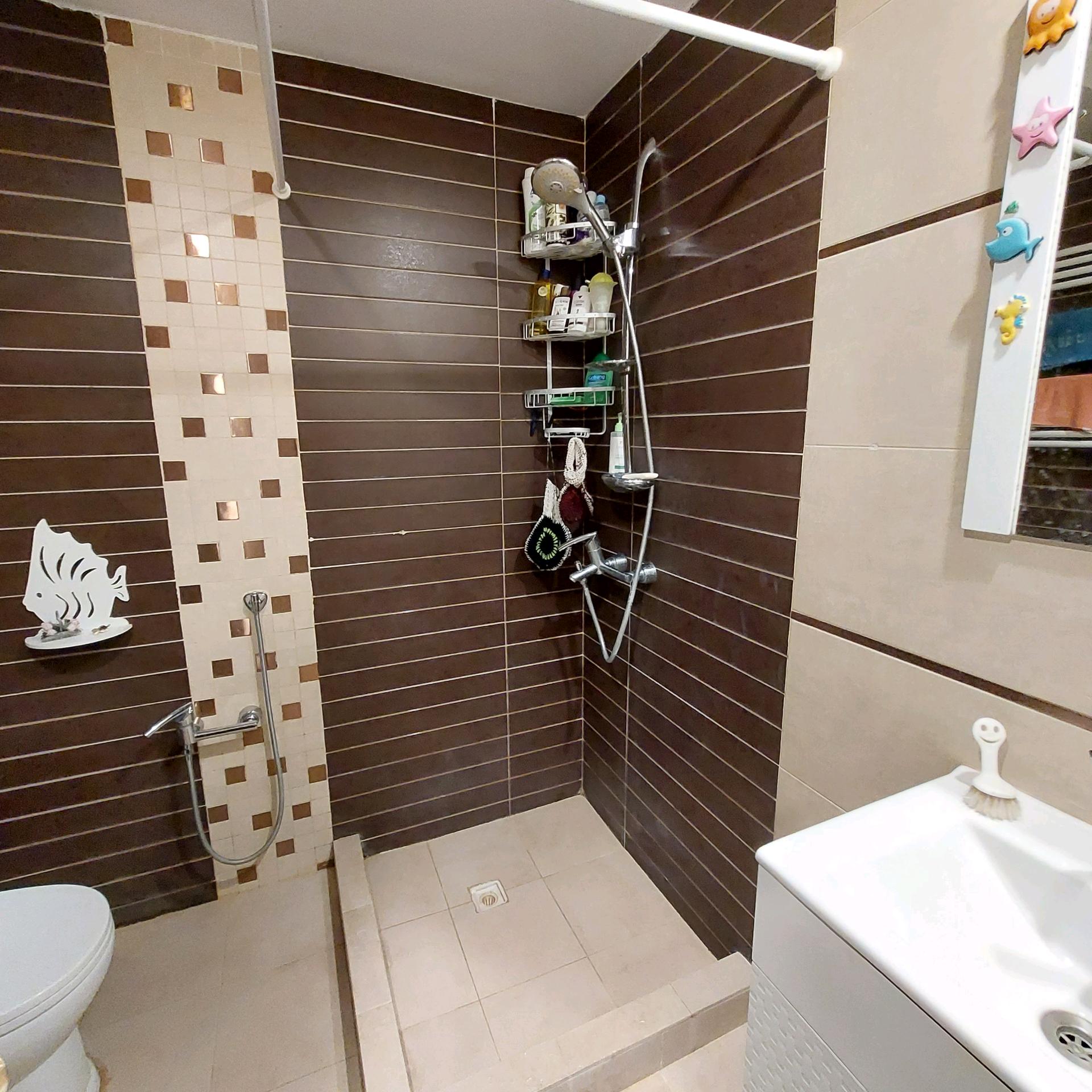 فروش آپارتمان 95 متر اختیاریه تاپ لوکیشن غرق در نور