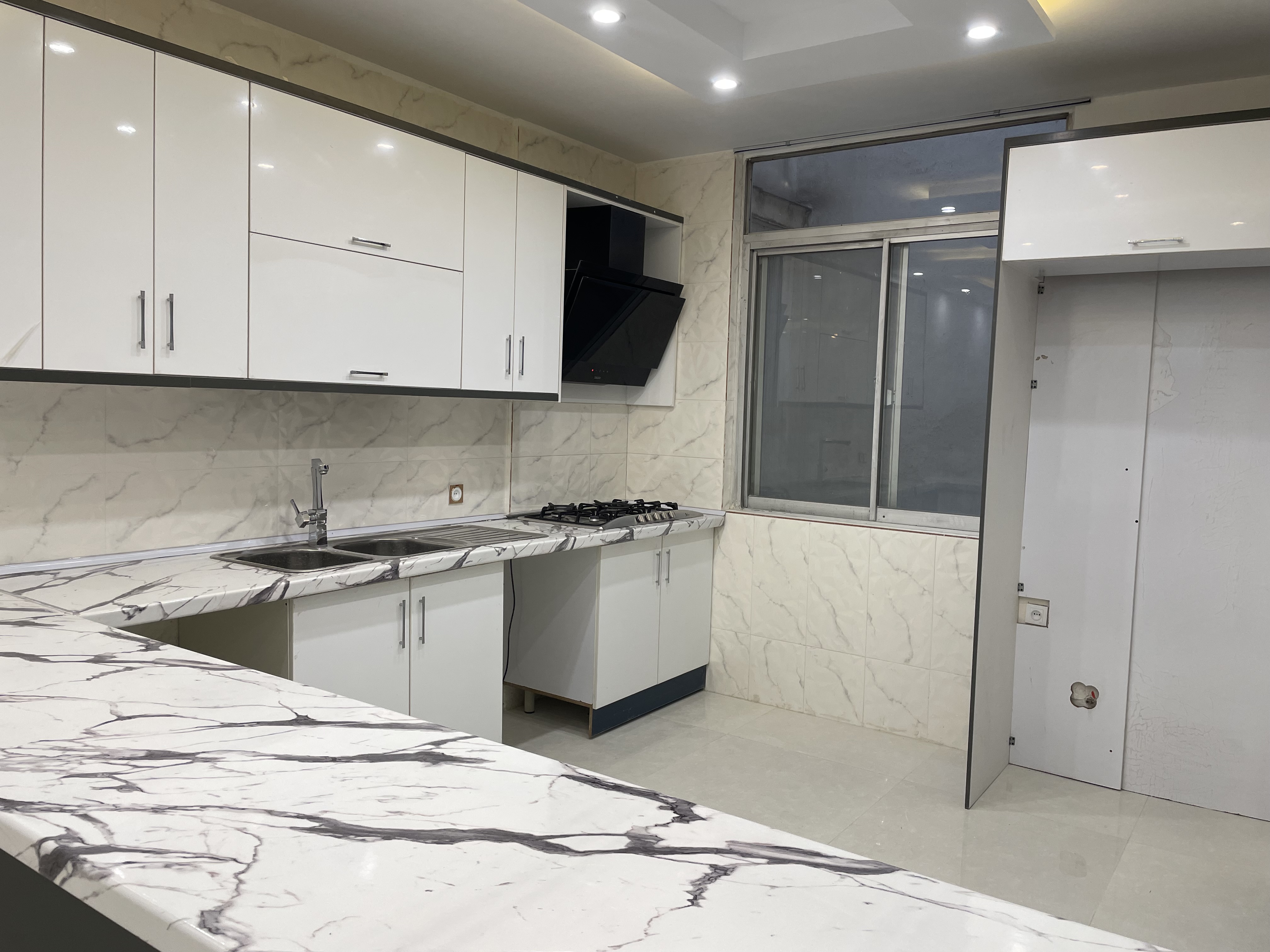 اجاره آپارتمان 115 متر قیطریه بازسازی شده