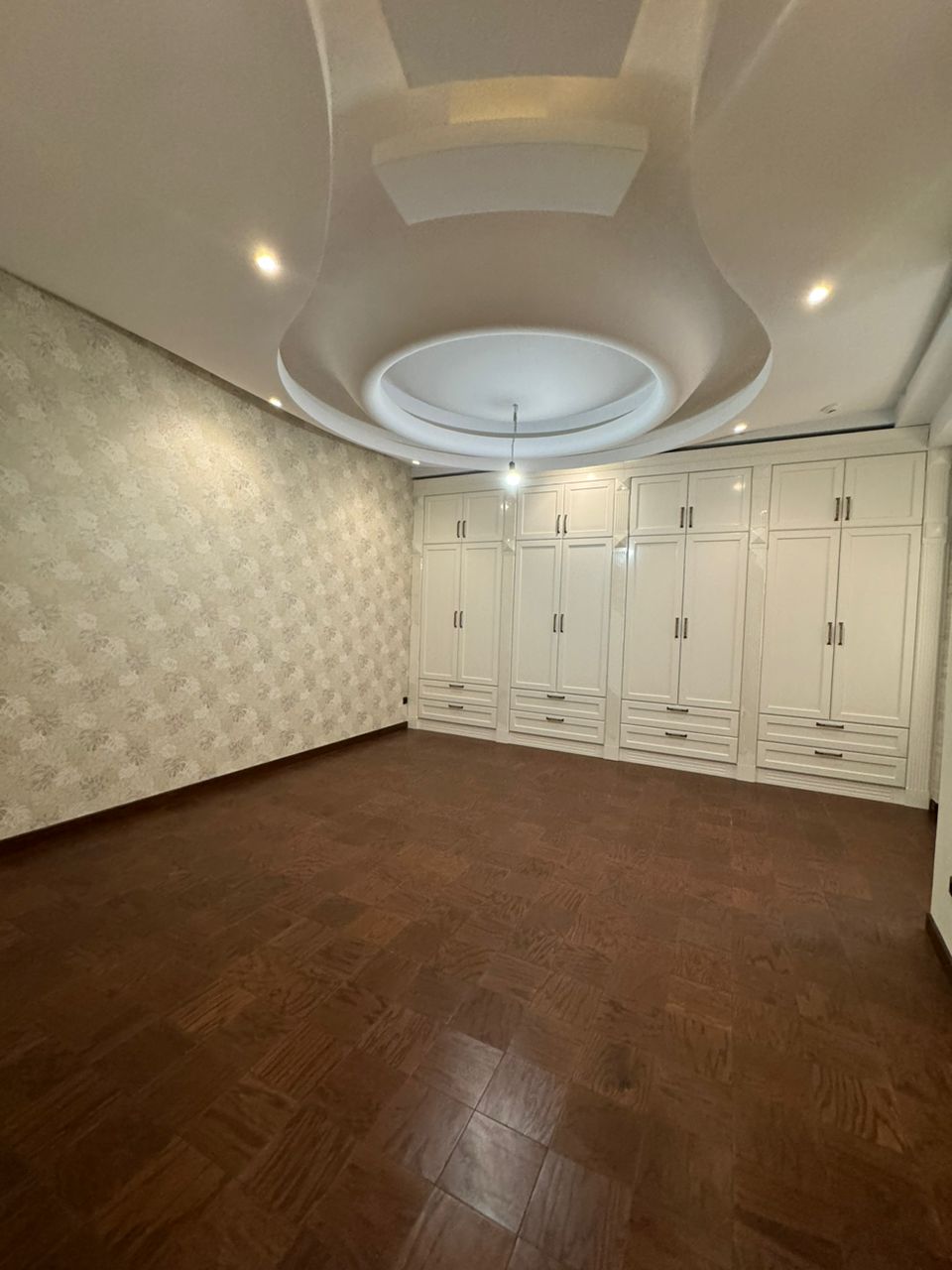 فروش آپارتمان 440 متر نیاوران