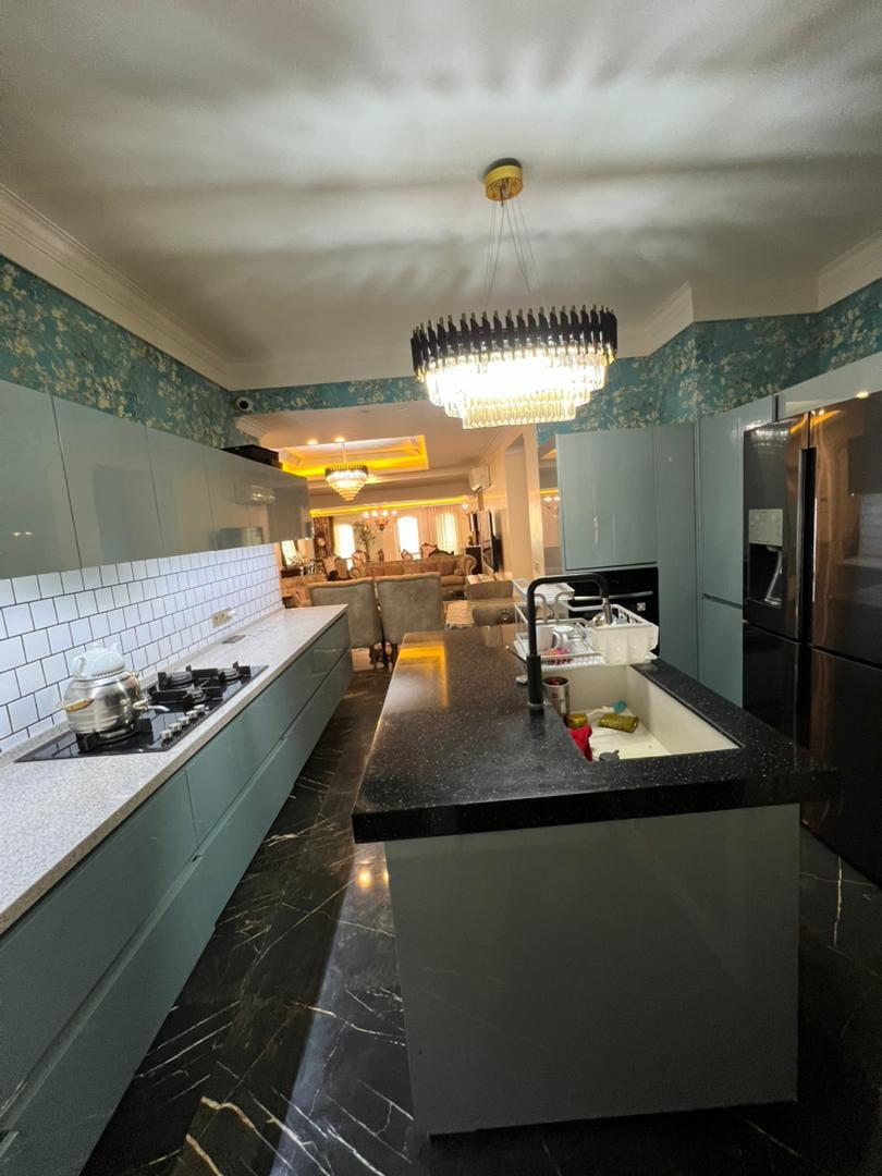 اجاره اپارتمان 210متر نیاوران