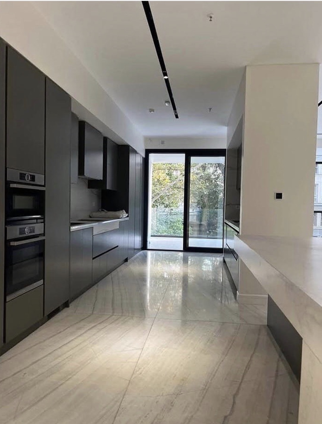 اجاره آپارتمان 240متر قیطریه مدرن فول‌مشاعات