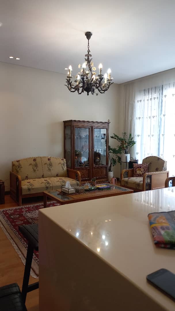 فروش آپارتمان در نیاوران 100متر مدرن