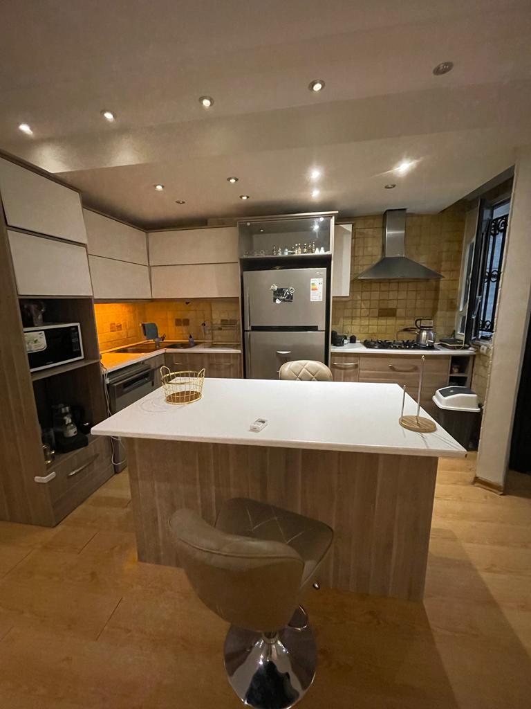 فروش آپارتمان 97 متر هفت حوض فول امکانات غرق نور