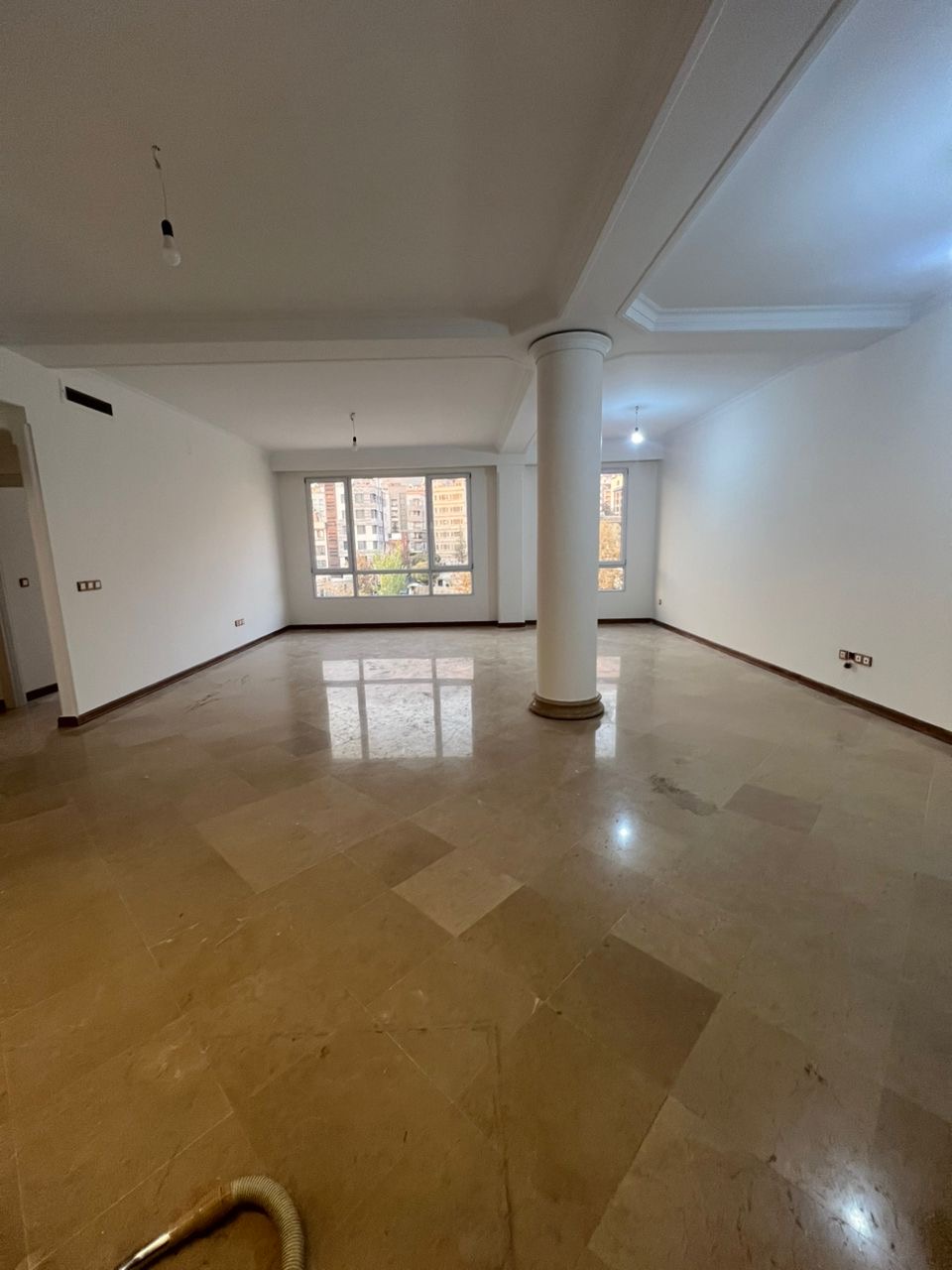 اجاره آپارتمان 130 متر نیاوران برجی بسیار فاخر و درخور