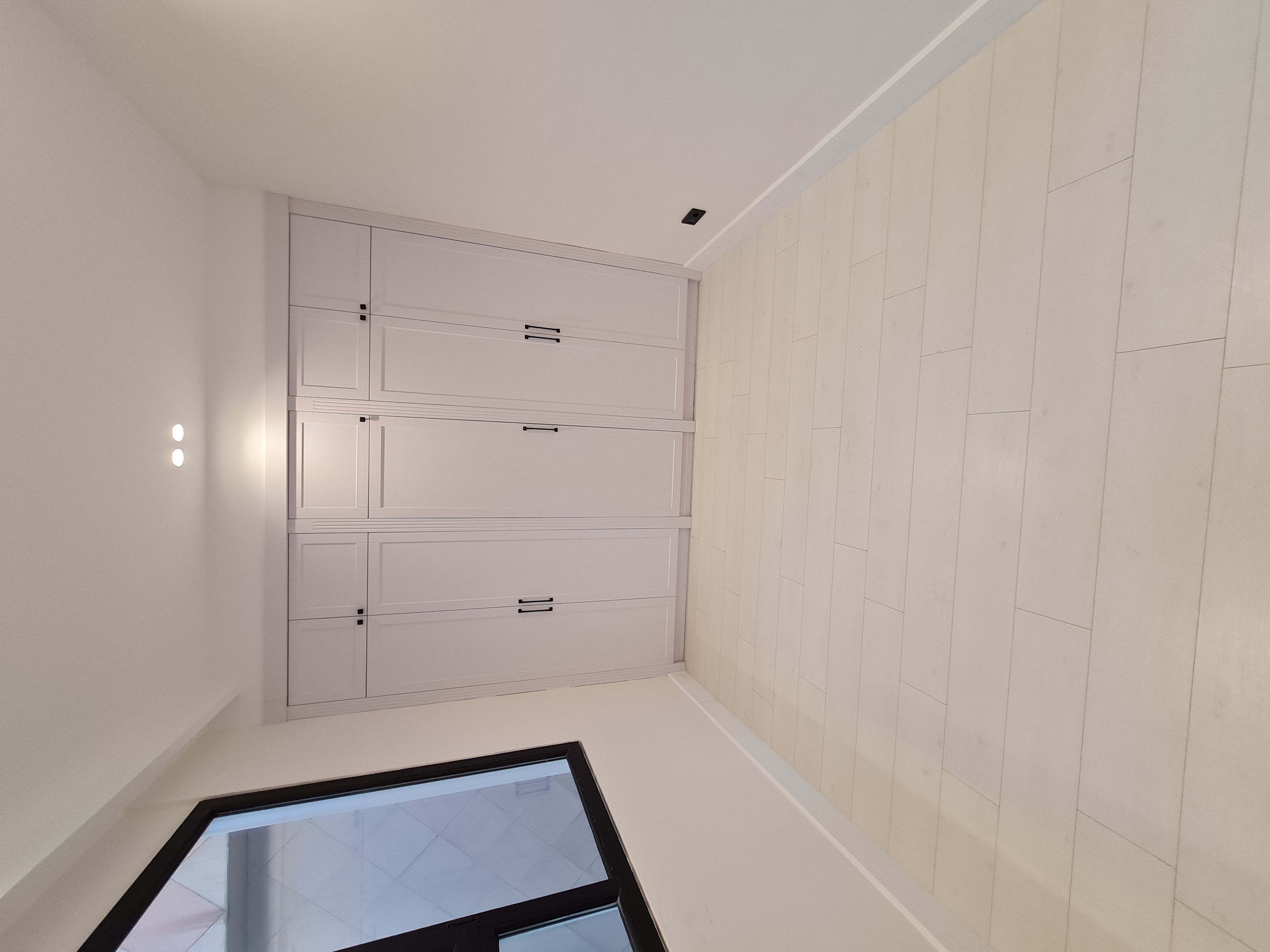 فروش آپارتمان 110 متر ارتش تاپ لوکیشن