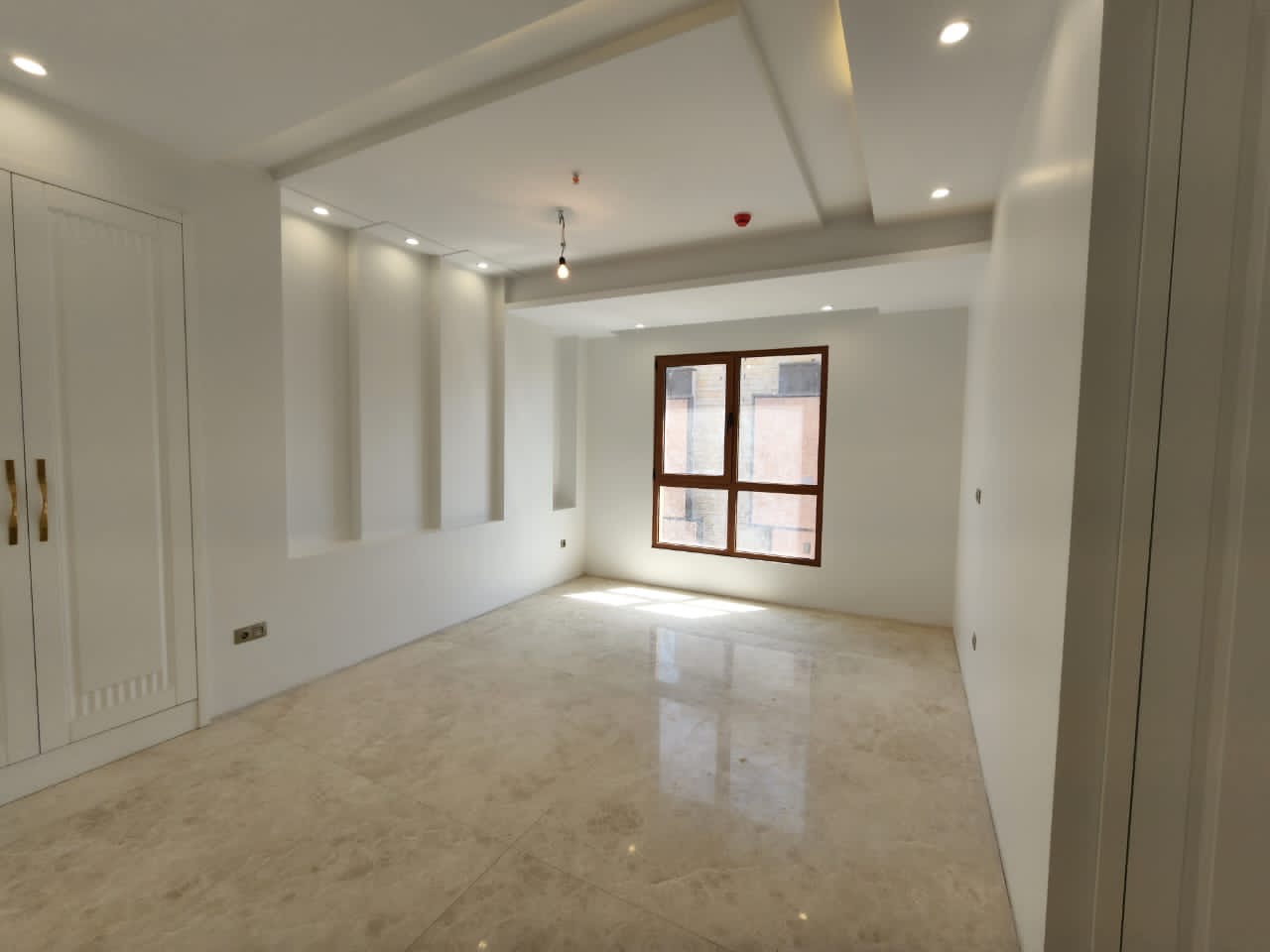 آپارتمان 230 متری_نیاوری