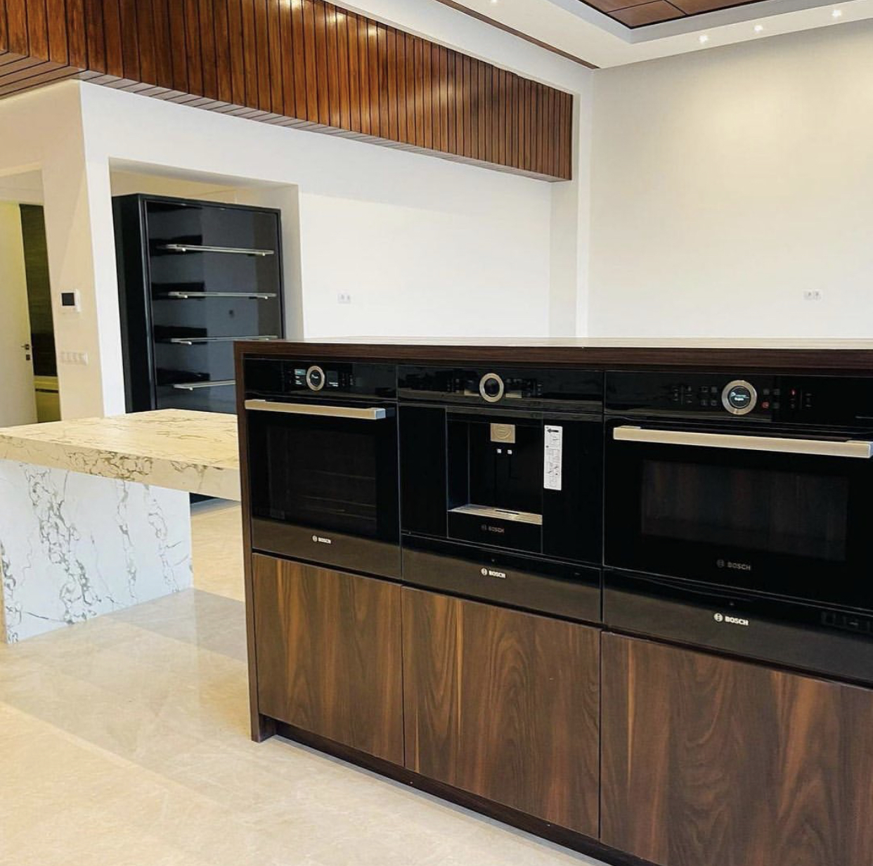 فروش آپارتمان 180متر فرمانیه کلیدنخورده