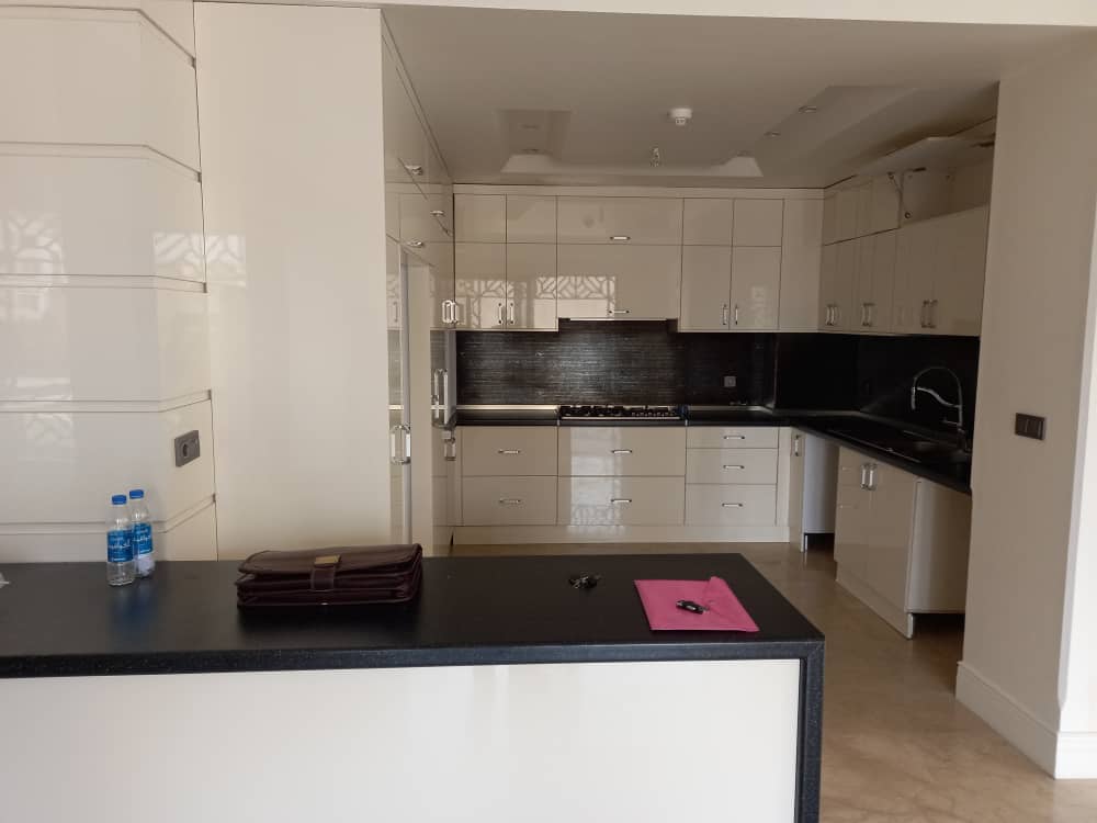 فروش اپارتمان 140متر دیباجی شمالی 3خواب