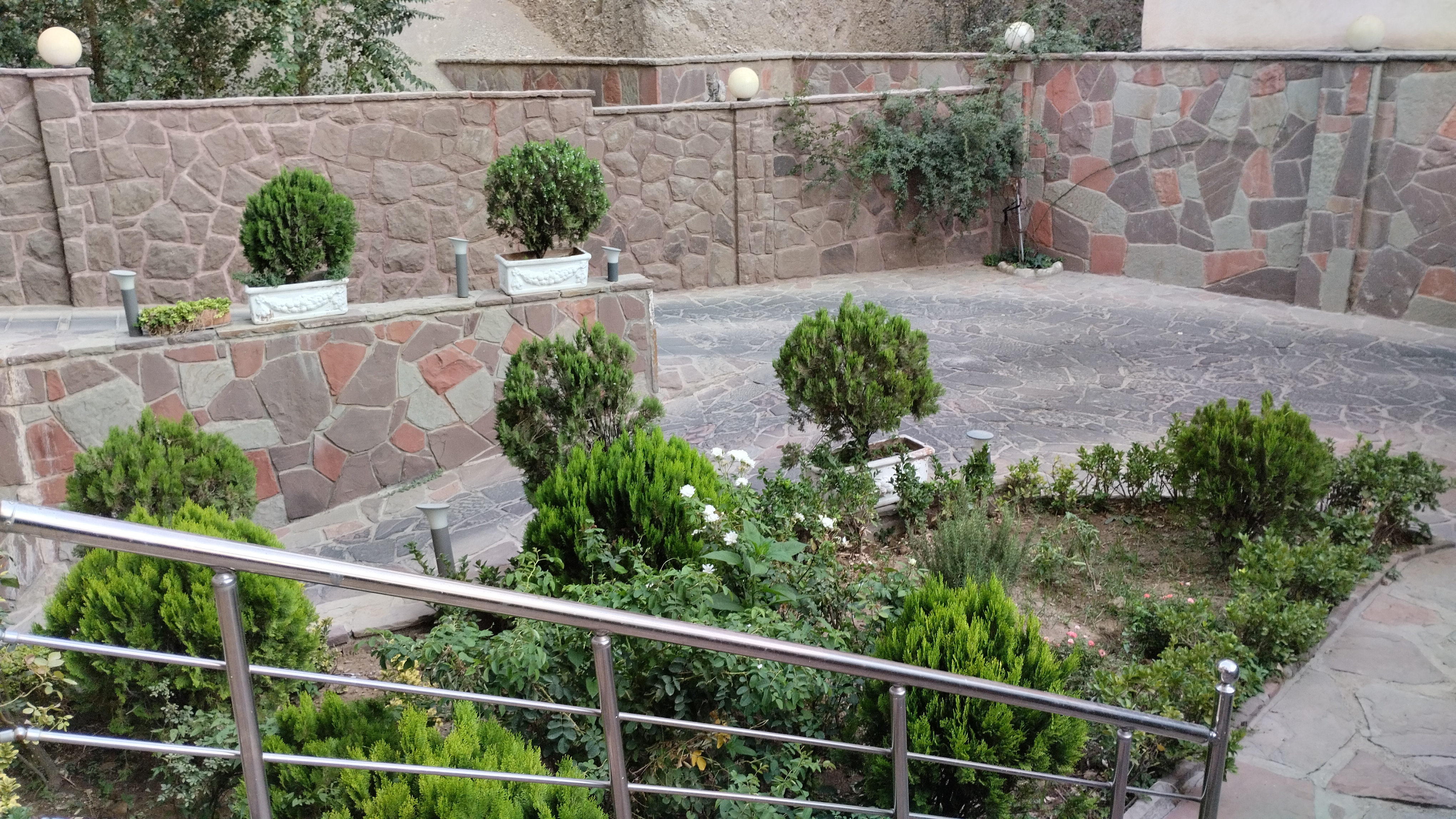 فروش آپارتمان 100 متر سوهانک 2 خواب فول امکانات