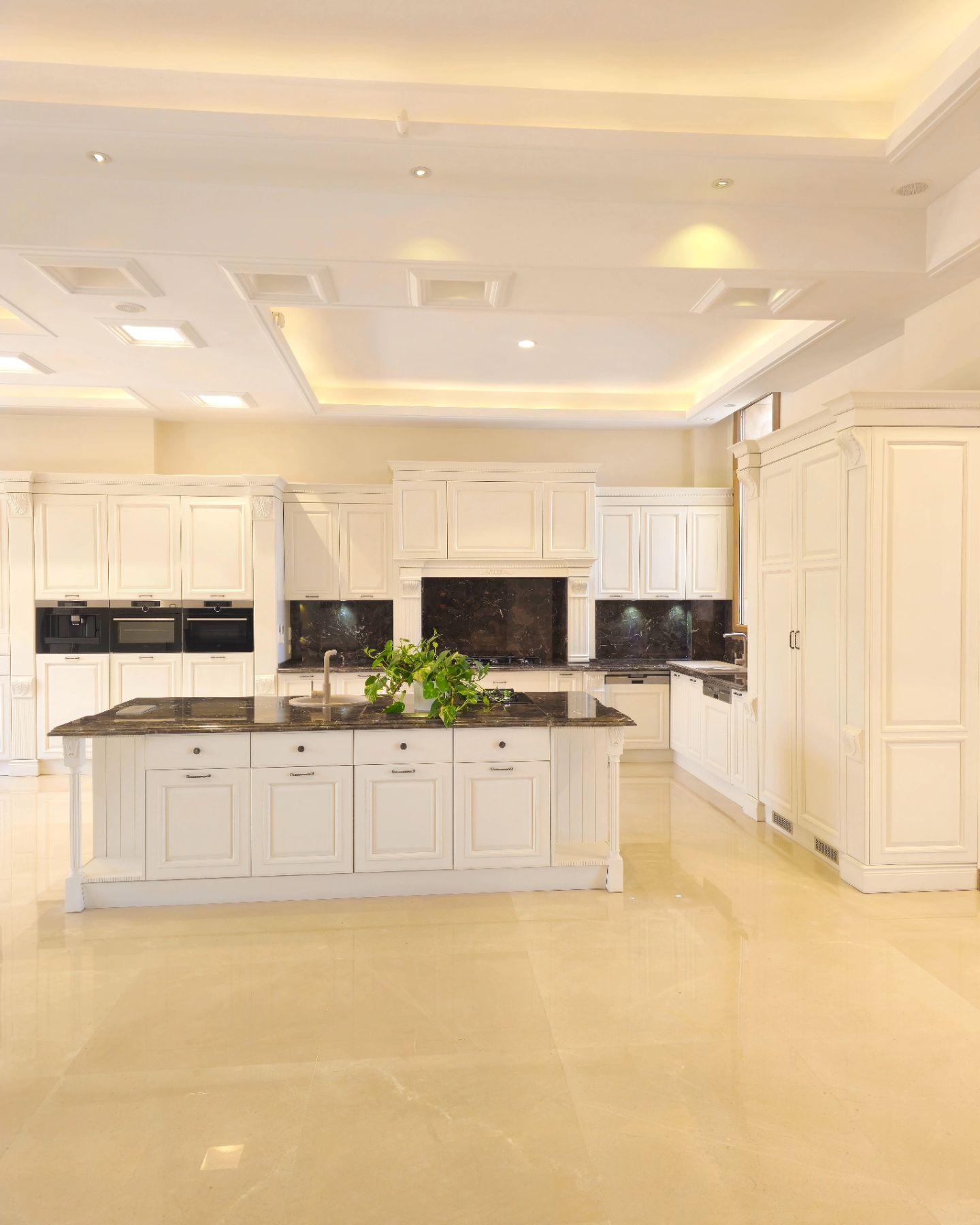 فروش آپارتمان 130 متر فرمانیه سنبل