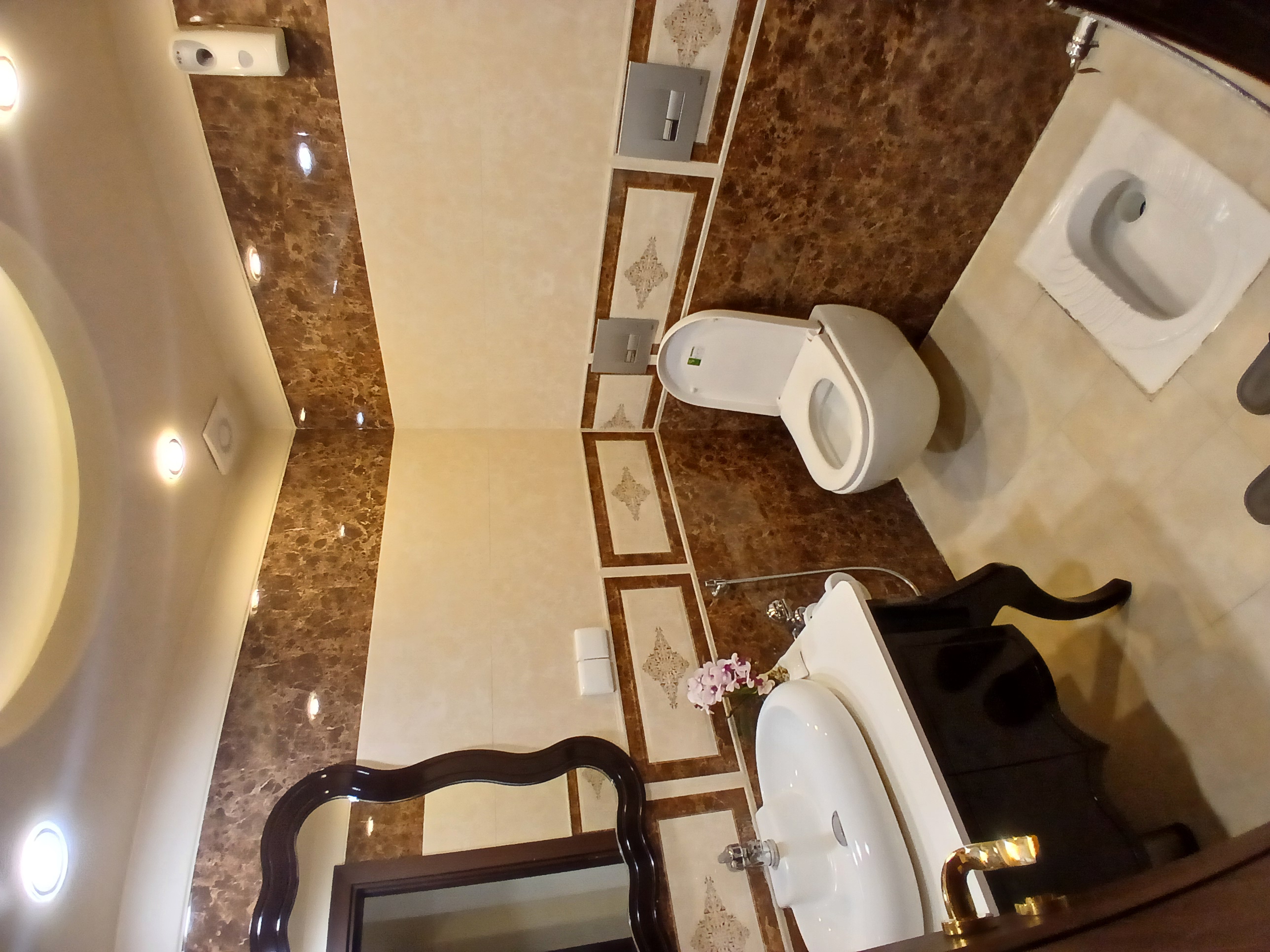 فروش آپارتمان 180 متر نارمک سه خواب تاپ لوکیشن