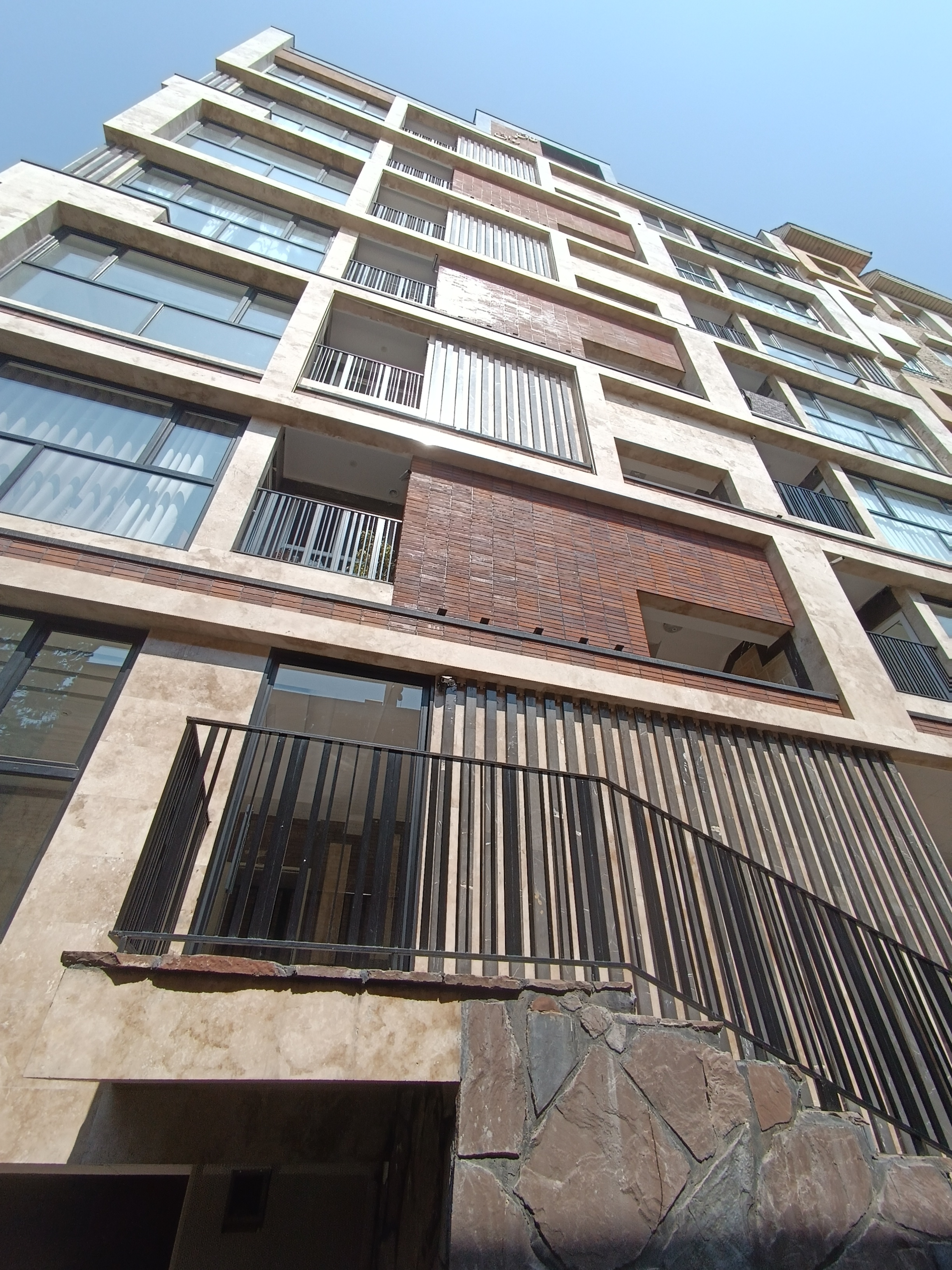 فروش آپارتمان 120 متر شهرک نفت 2 خواب ویو جنوبی مجلل