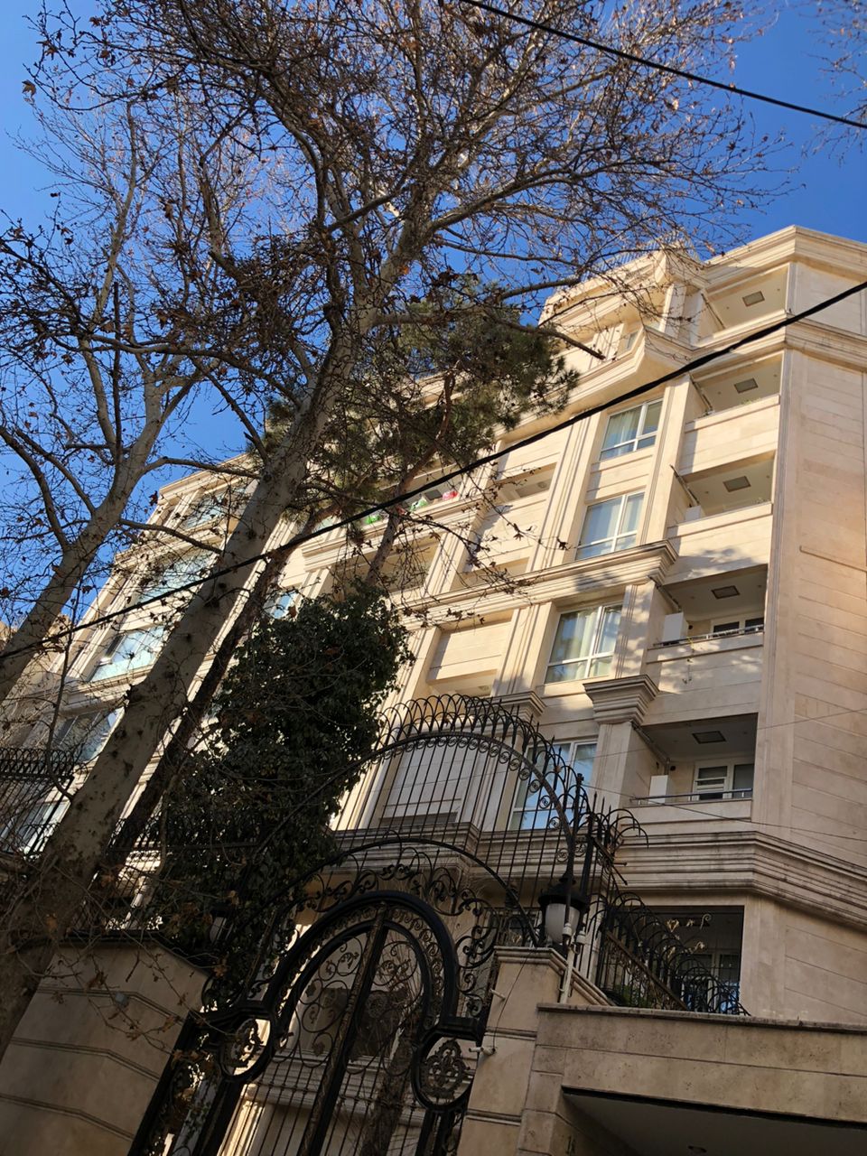 فروش آپارتمان 144 متر کیکاوس تاپ لوکیشن