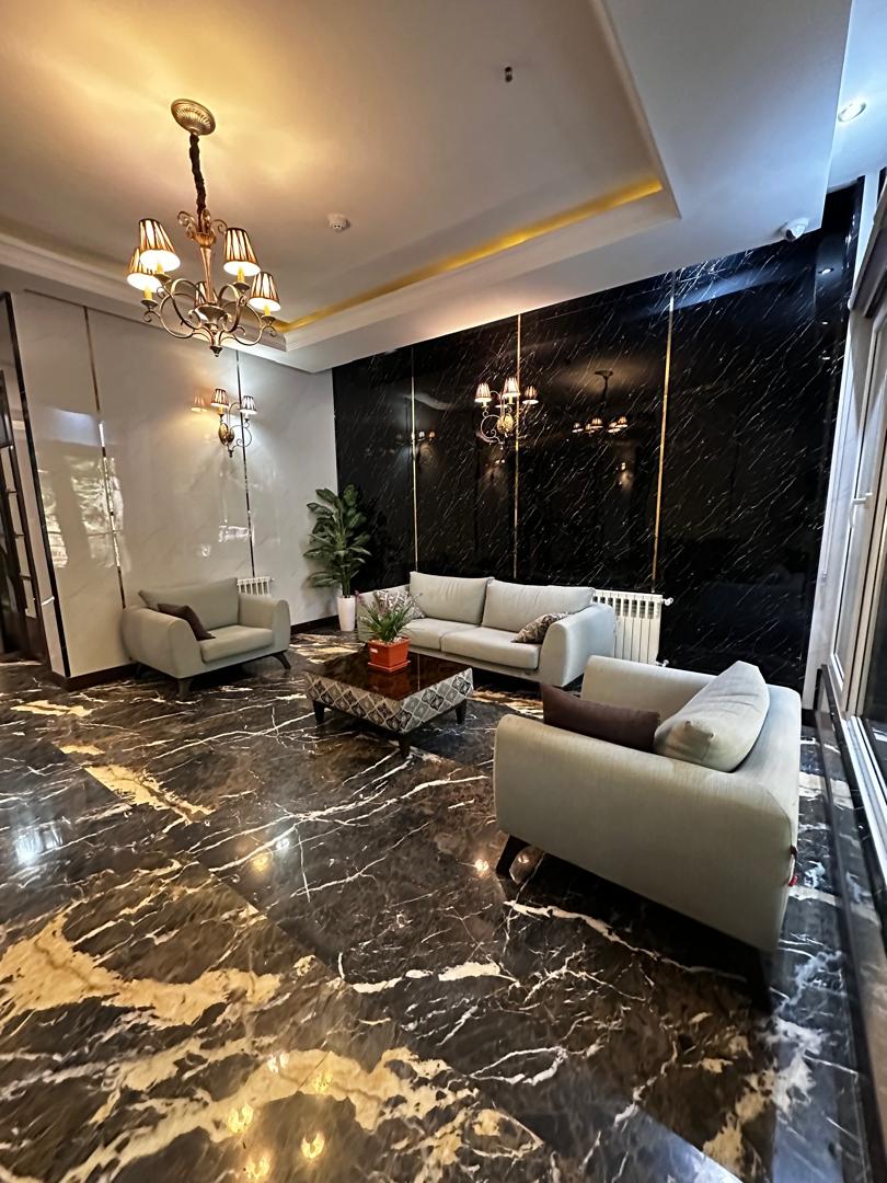 فروش آپارتمان 150متر فرمانیه نور از جنوب