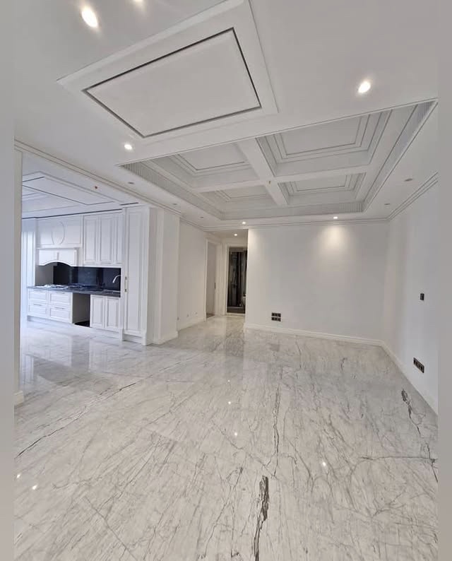 اجاره آپارتمان 180 متر نیاوران با تراس چیدمانی و مشاعات کامل