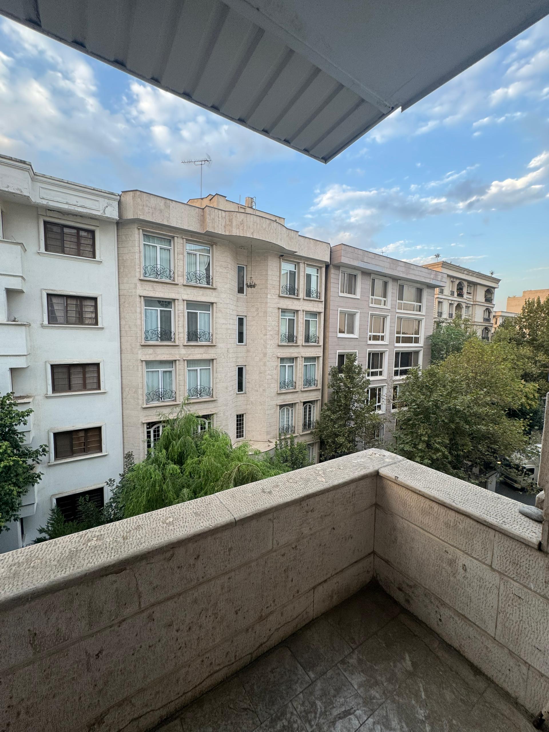 فروش آپارتمان 205 متر اندرزگو تکواحدی