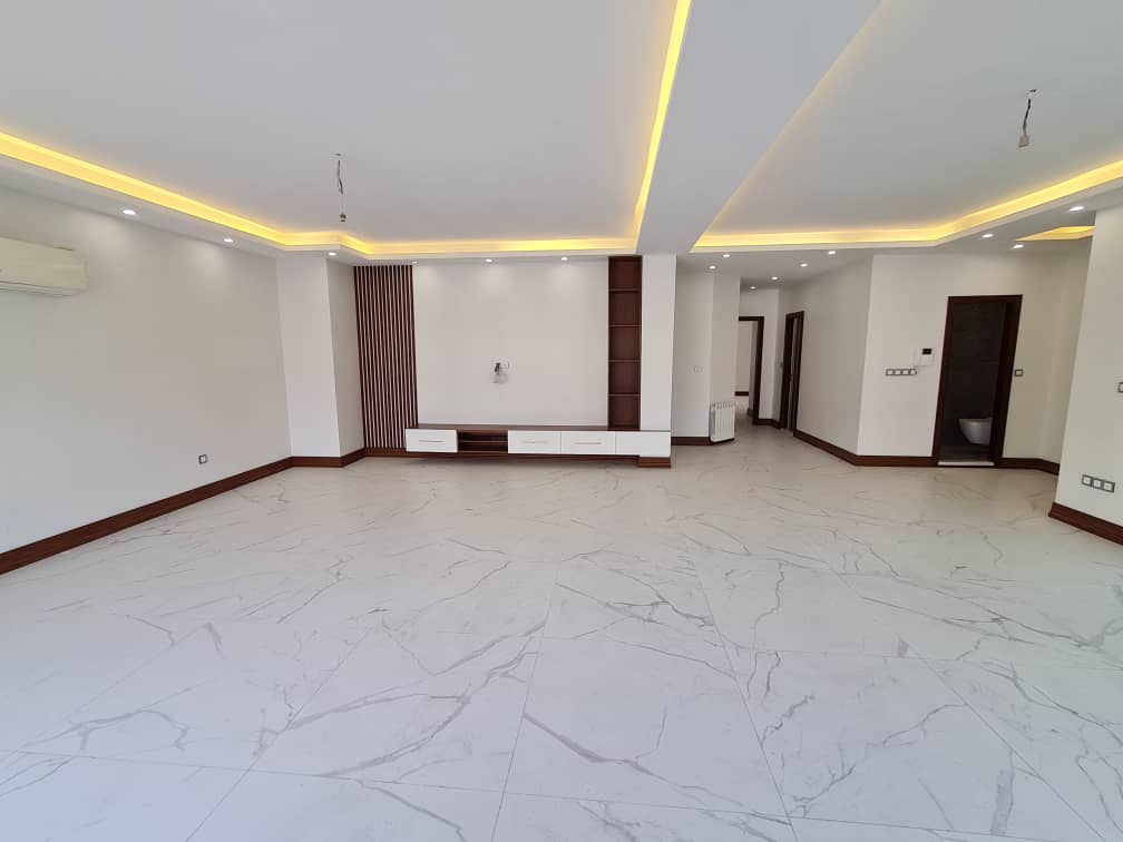 فروش آپارتمان 180 متر تاپ لوکیشن دروس