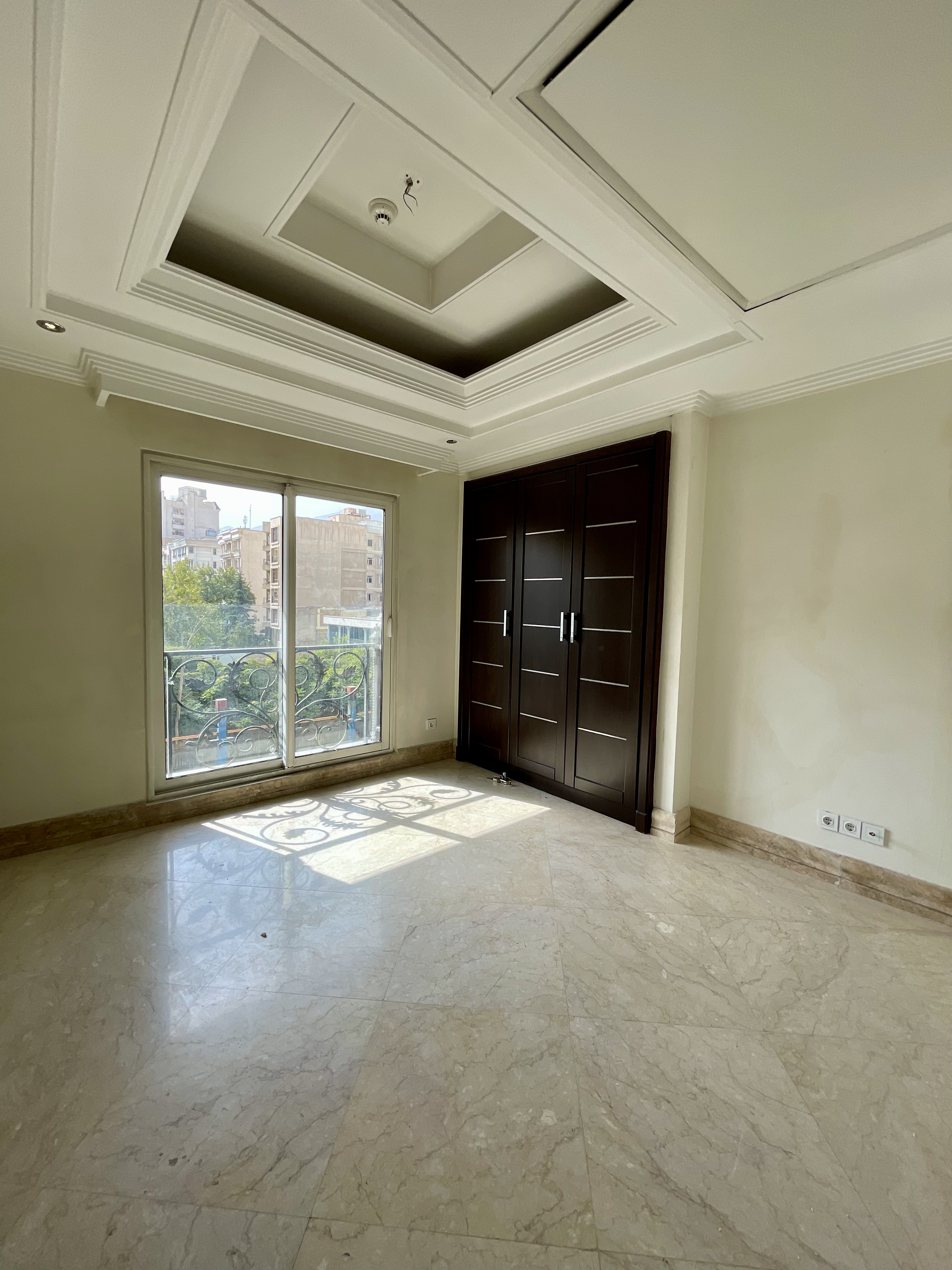 اجاره آپارتمان 200 متر فرمانیه 3خواب تاپ لوکیشن