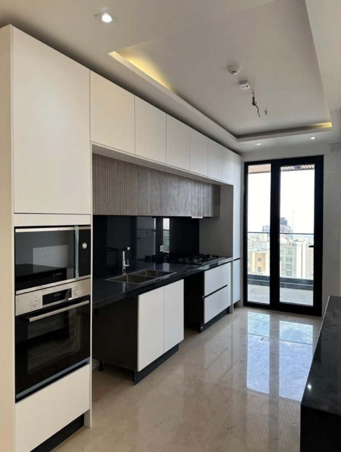 اجاره اپارتمان سه خواب نیاوران فول امکانات