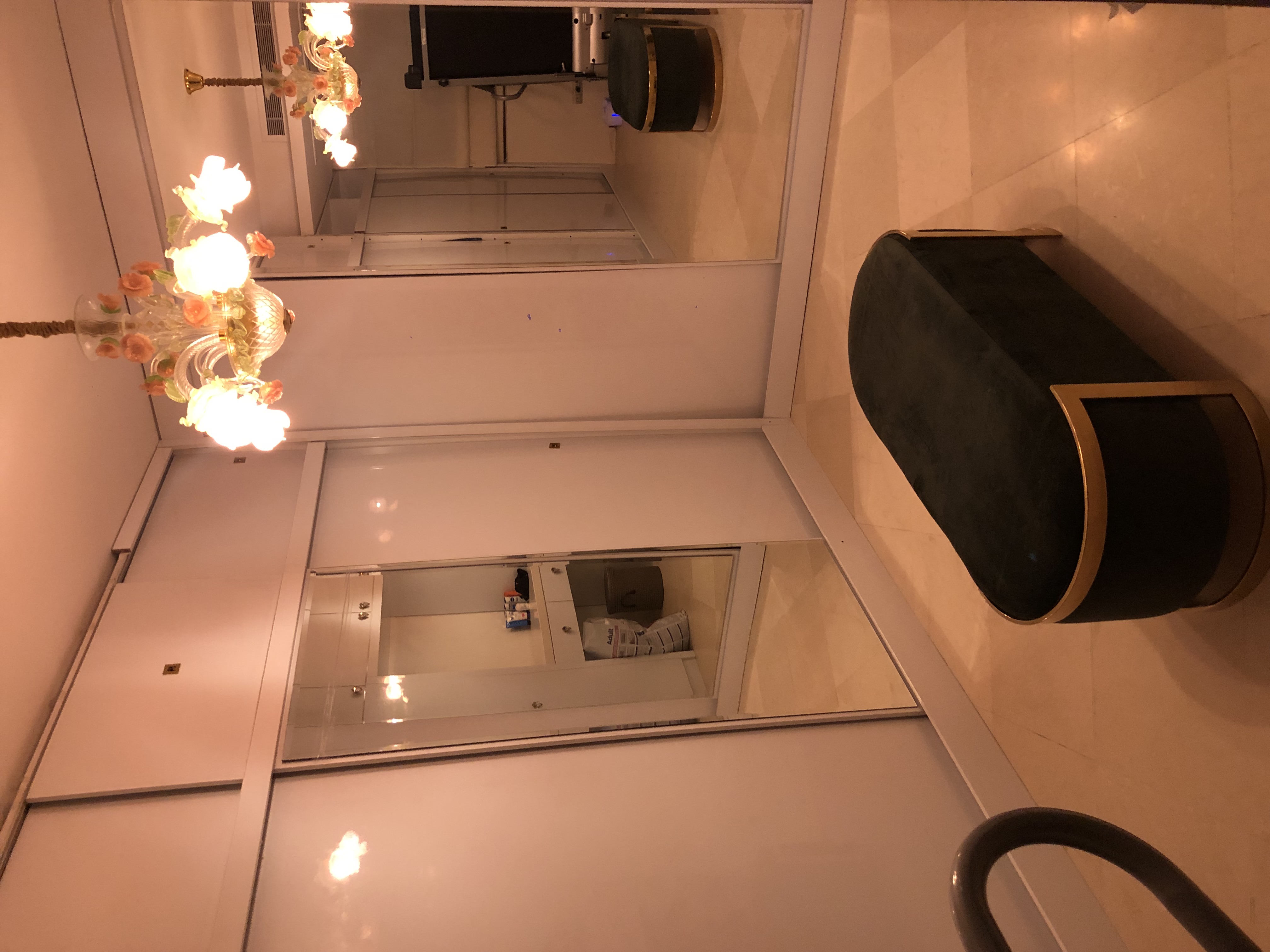 فروش آپارتمان 110 متر شمال کاخ نیاوران مشاعات دار