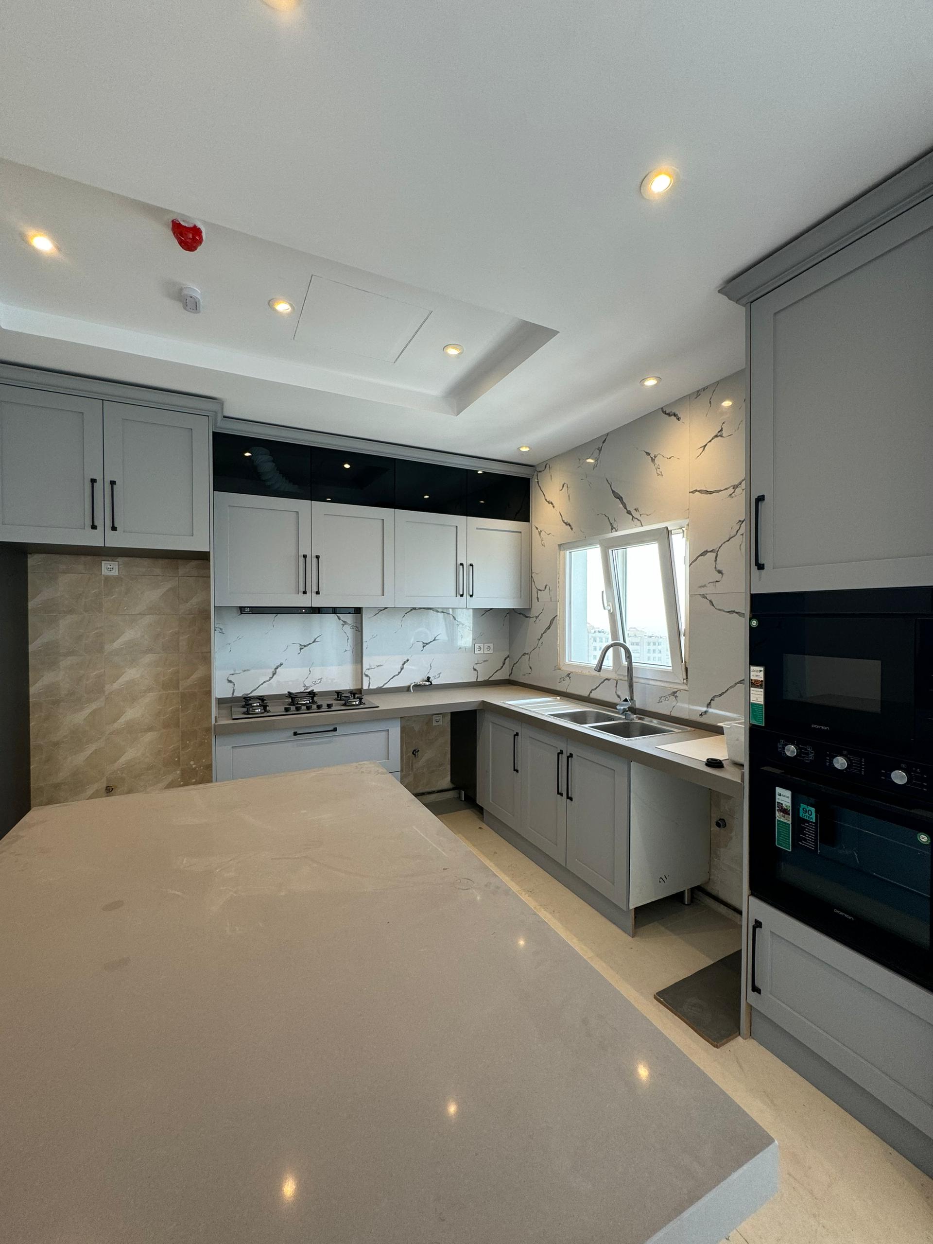 فروش آپارتمان 98 متر ازگل برج