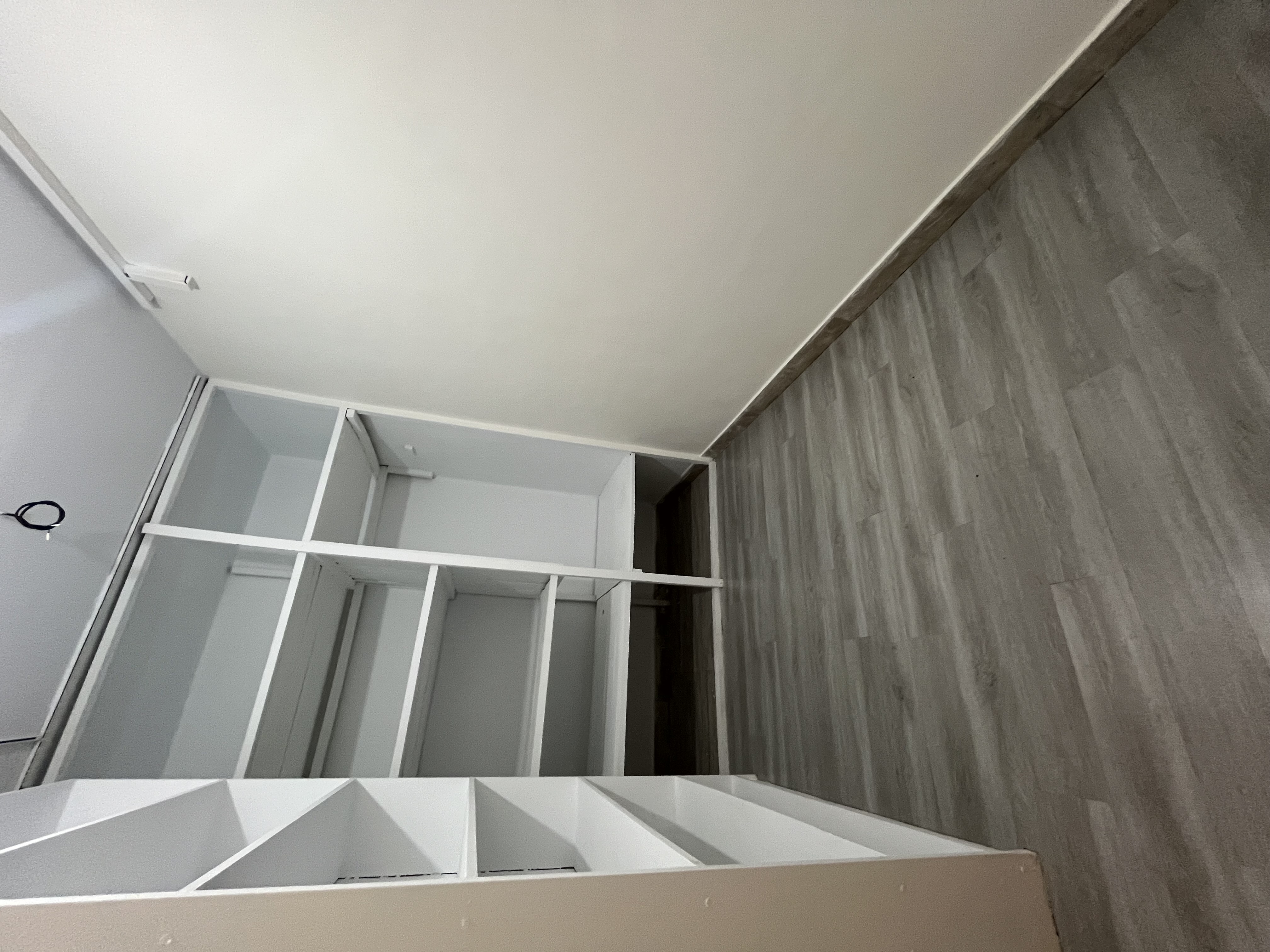 فروش آپارتمان 140 متر فرمانیه حیاط دربست